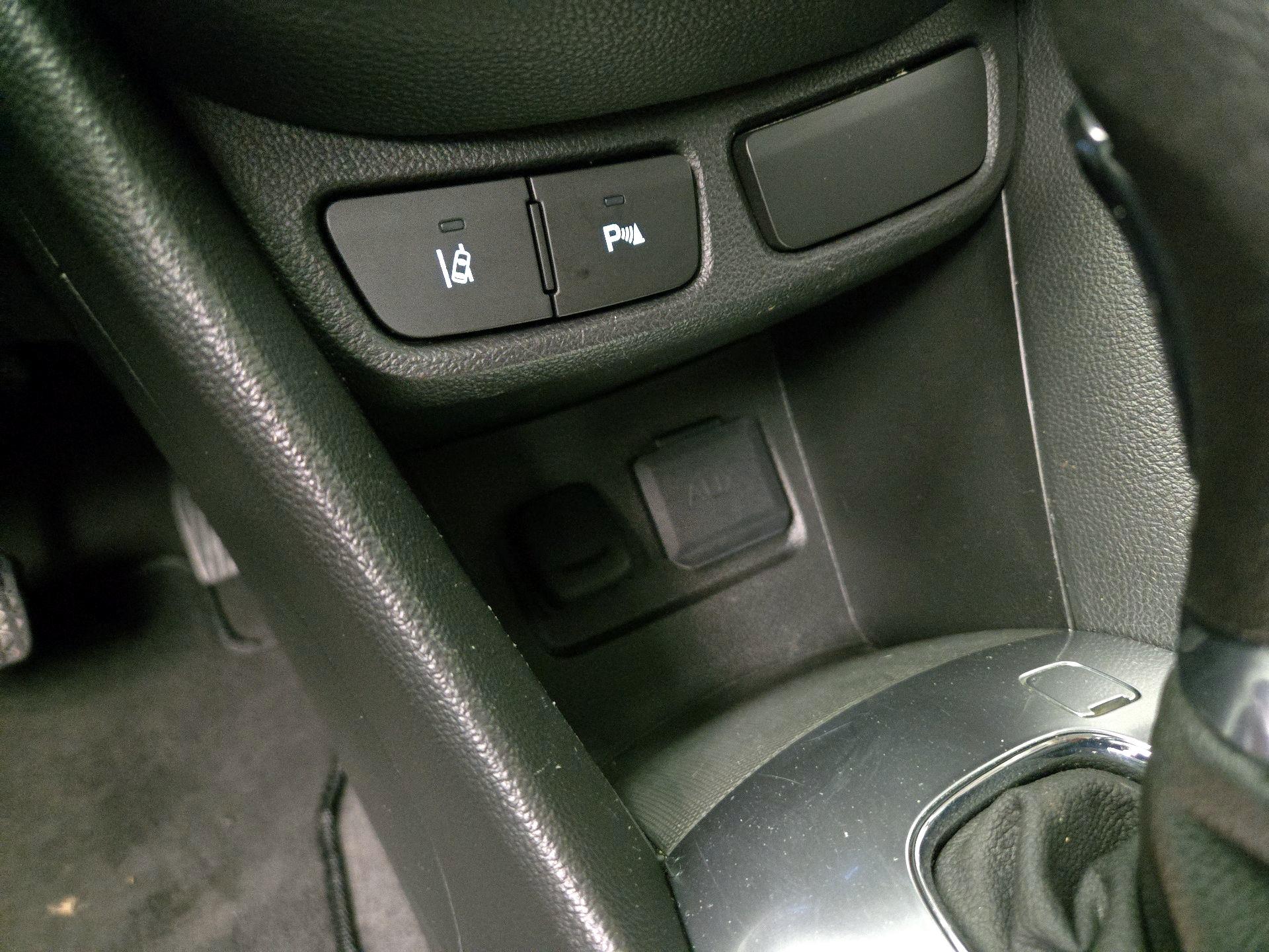 Thumbnail: 2015 Buick Encore - 19