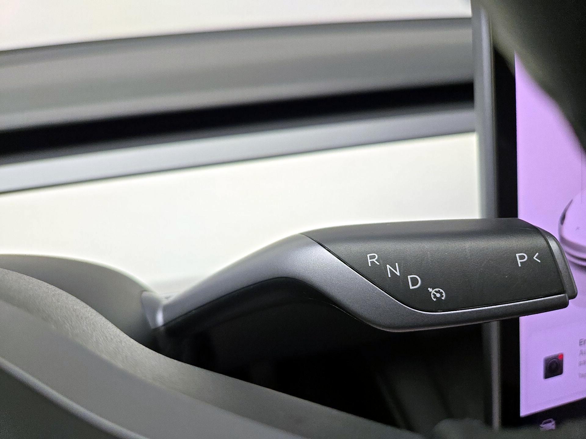 Thumbnail: 2023 Tesla Model 3 - 18