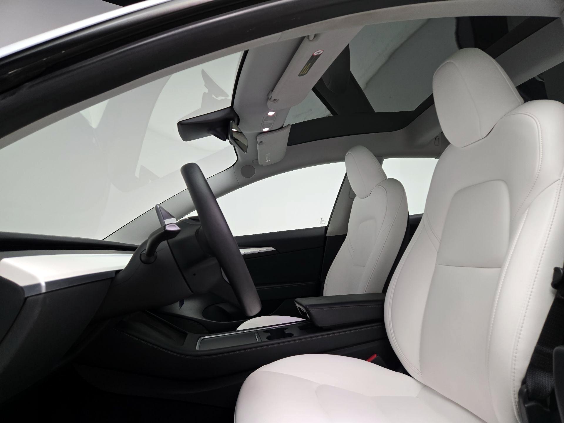 Thumbnail: 2023 Tesla Model 3 - 20