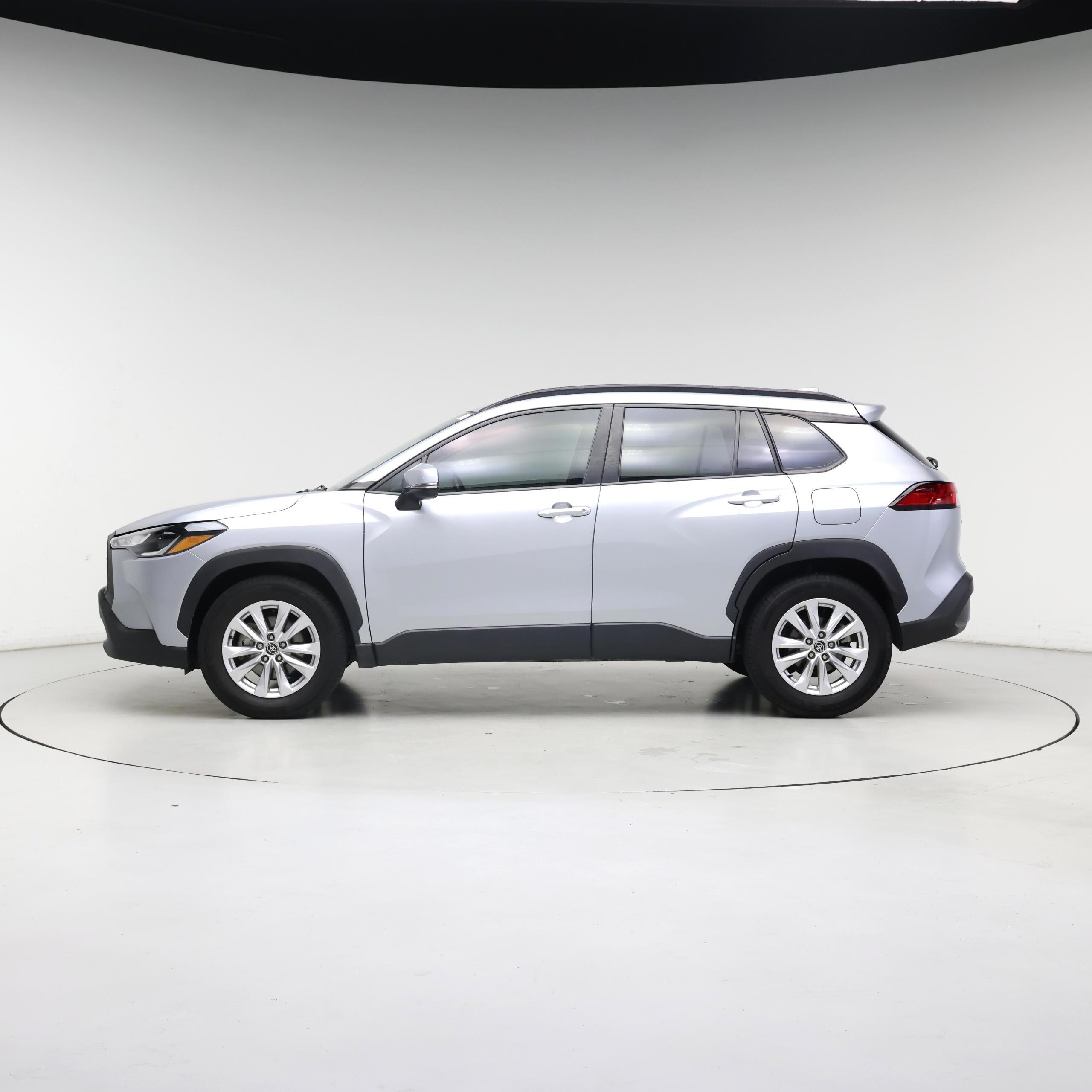 Thumbnail: 2022 Toyota Corolla Cross - 3