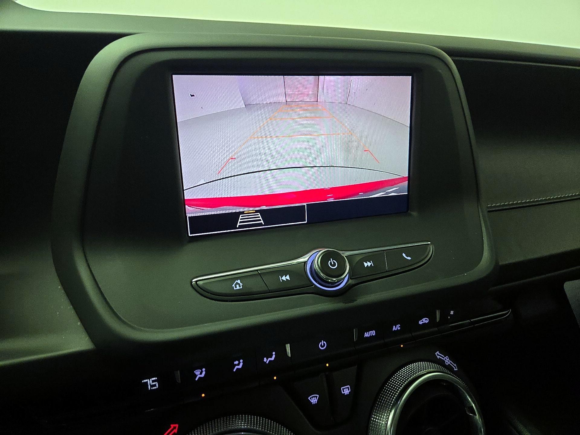 Thumbnail: 2022 Chevrolet Camaro - 14