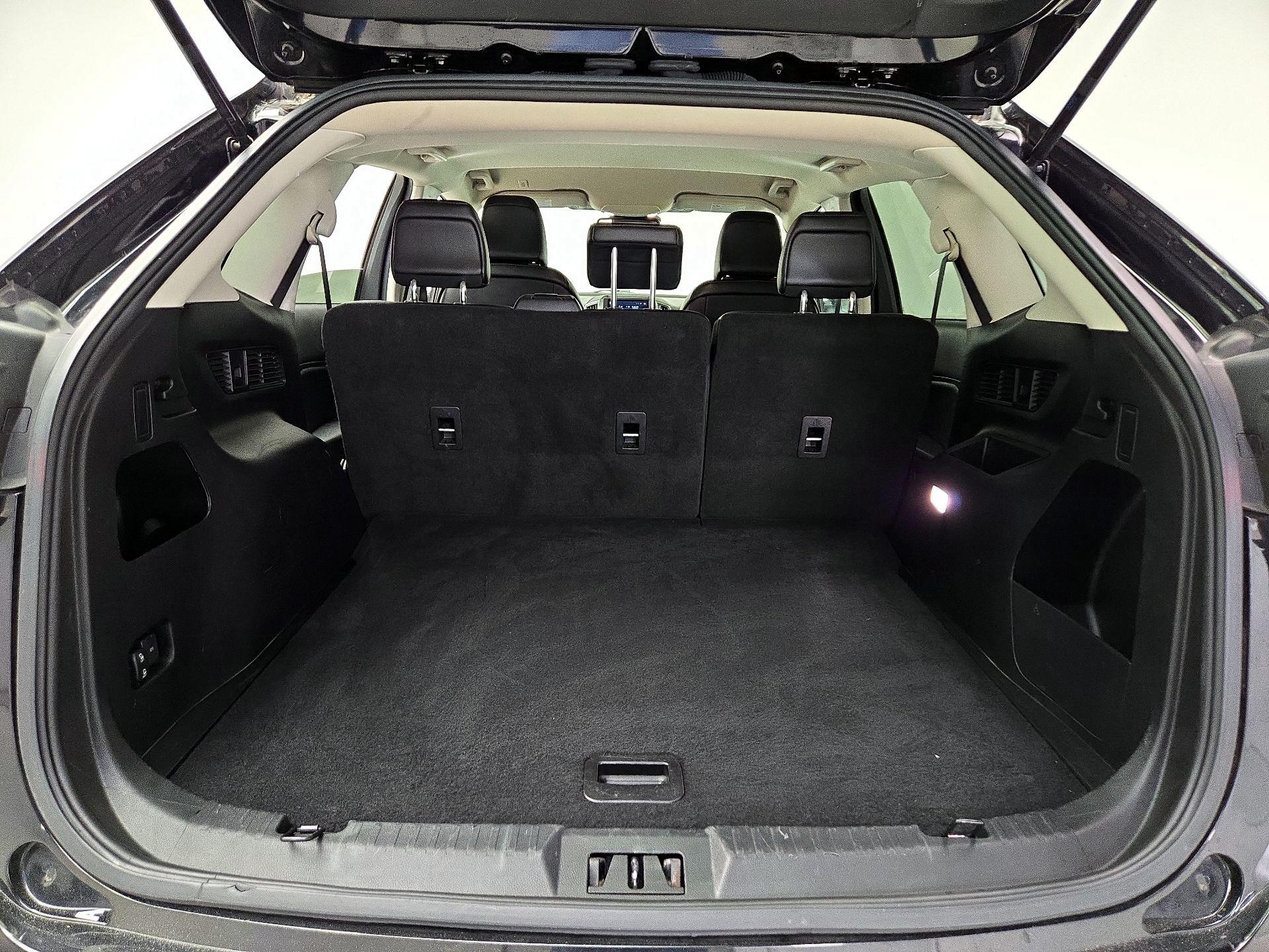 Thumbnail: 2022 Ford Edge - 20