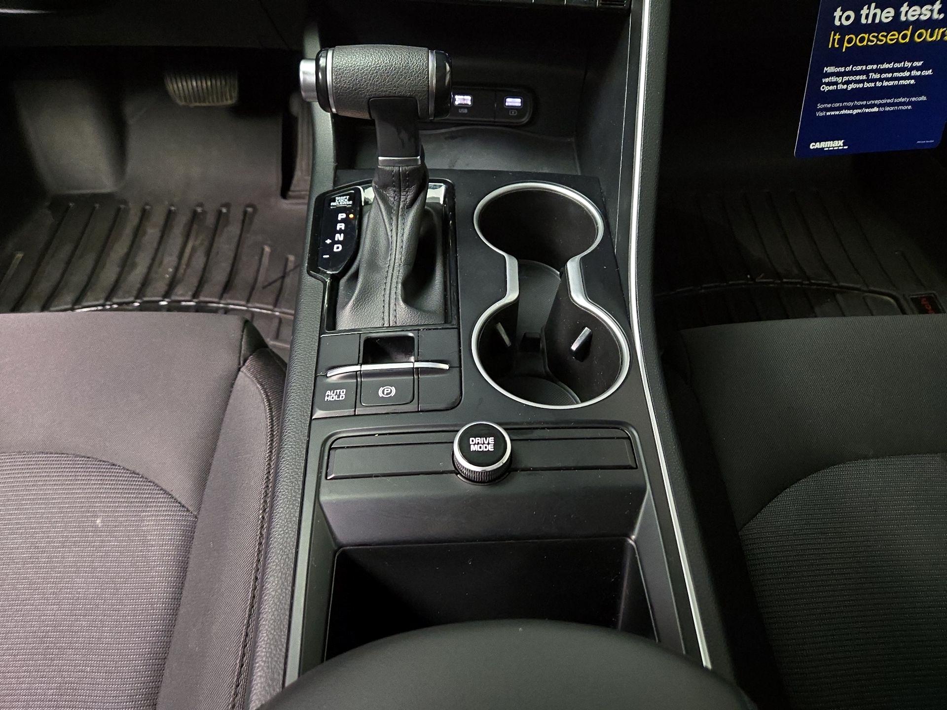 Thumbnail: 2023 Kia K5 - 17