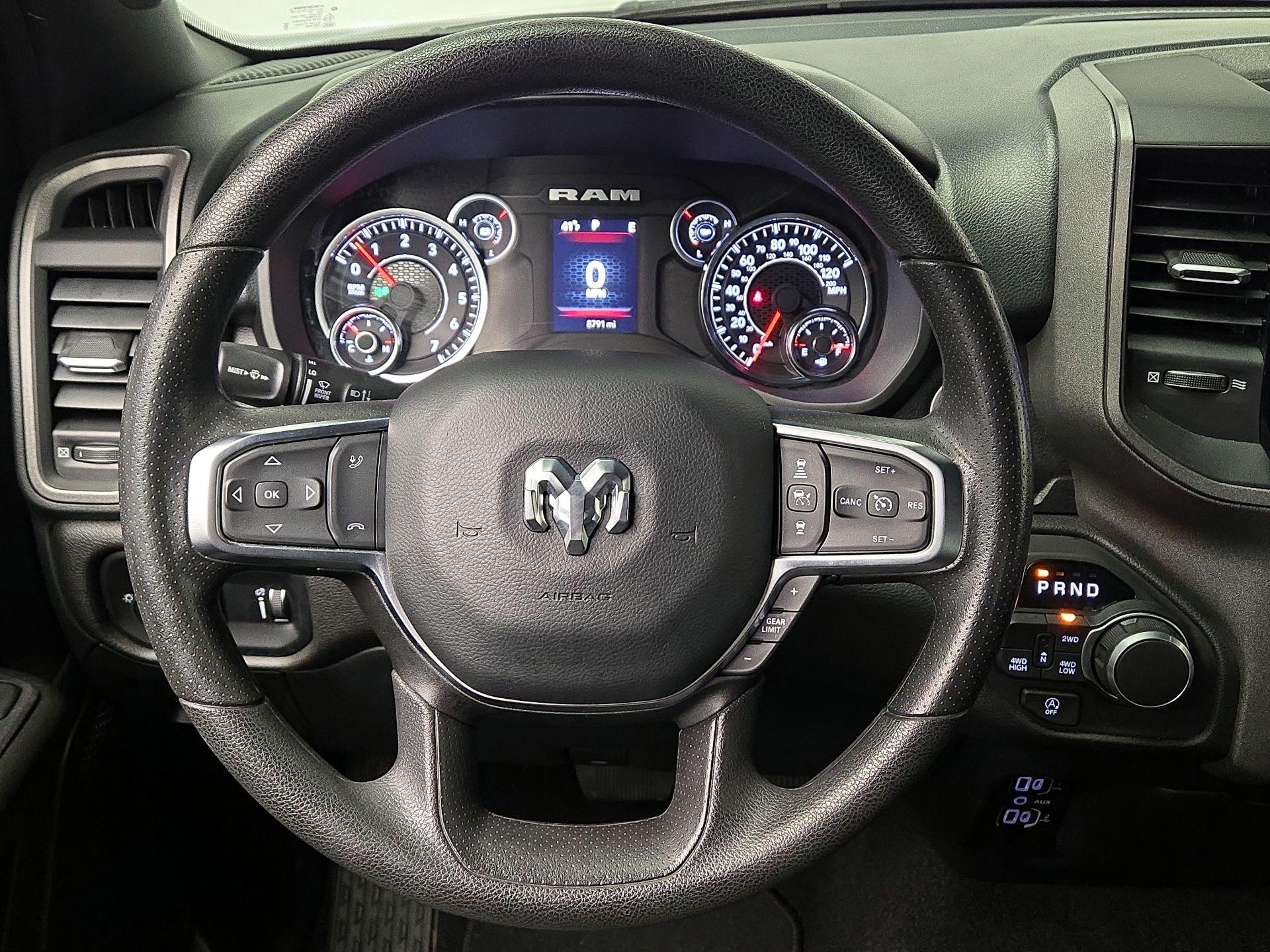 Thumbnail: 2025 RAM 1500 - 10