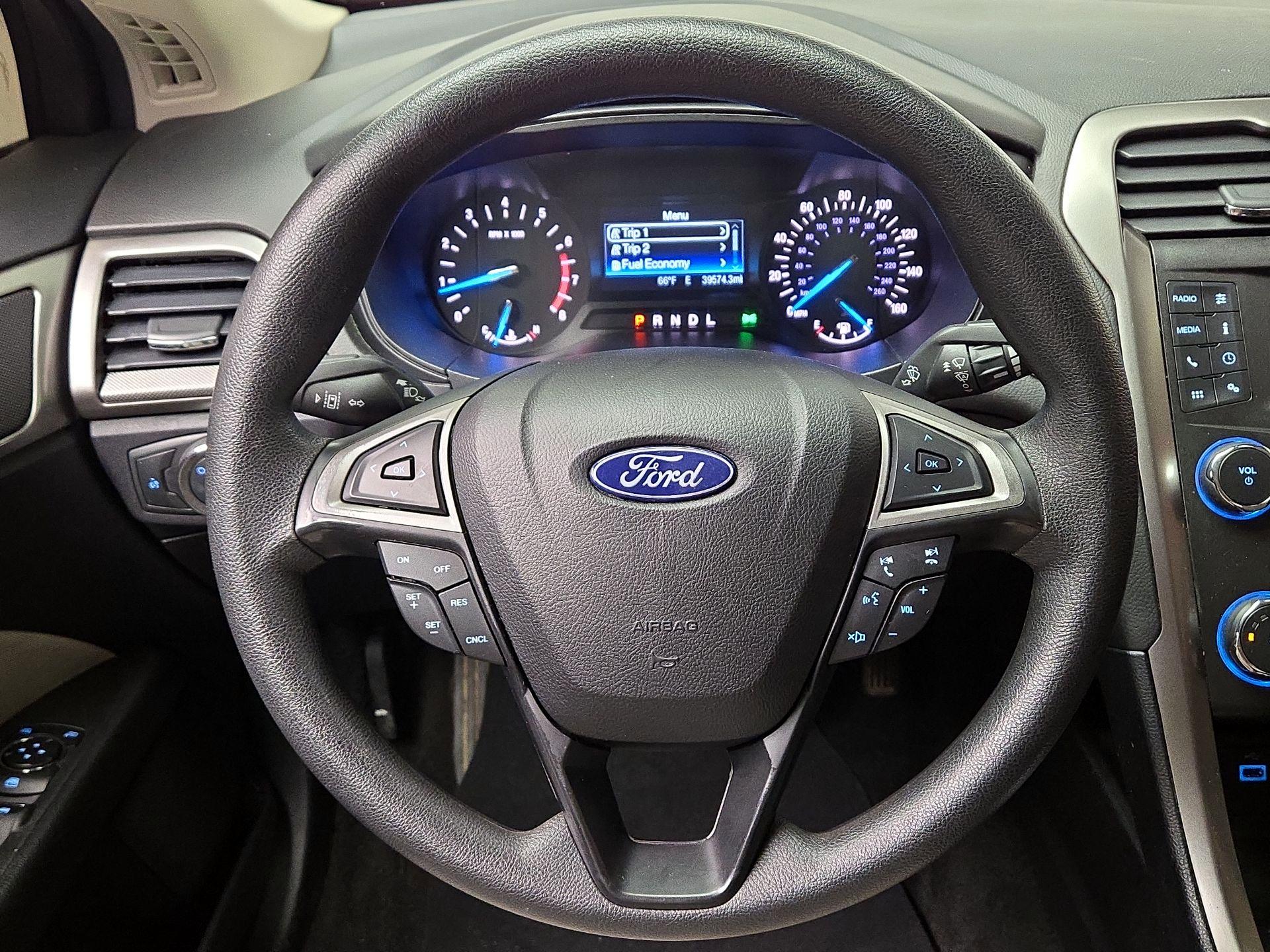 Thumbnail: 2020 Ford Fusion - 10