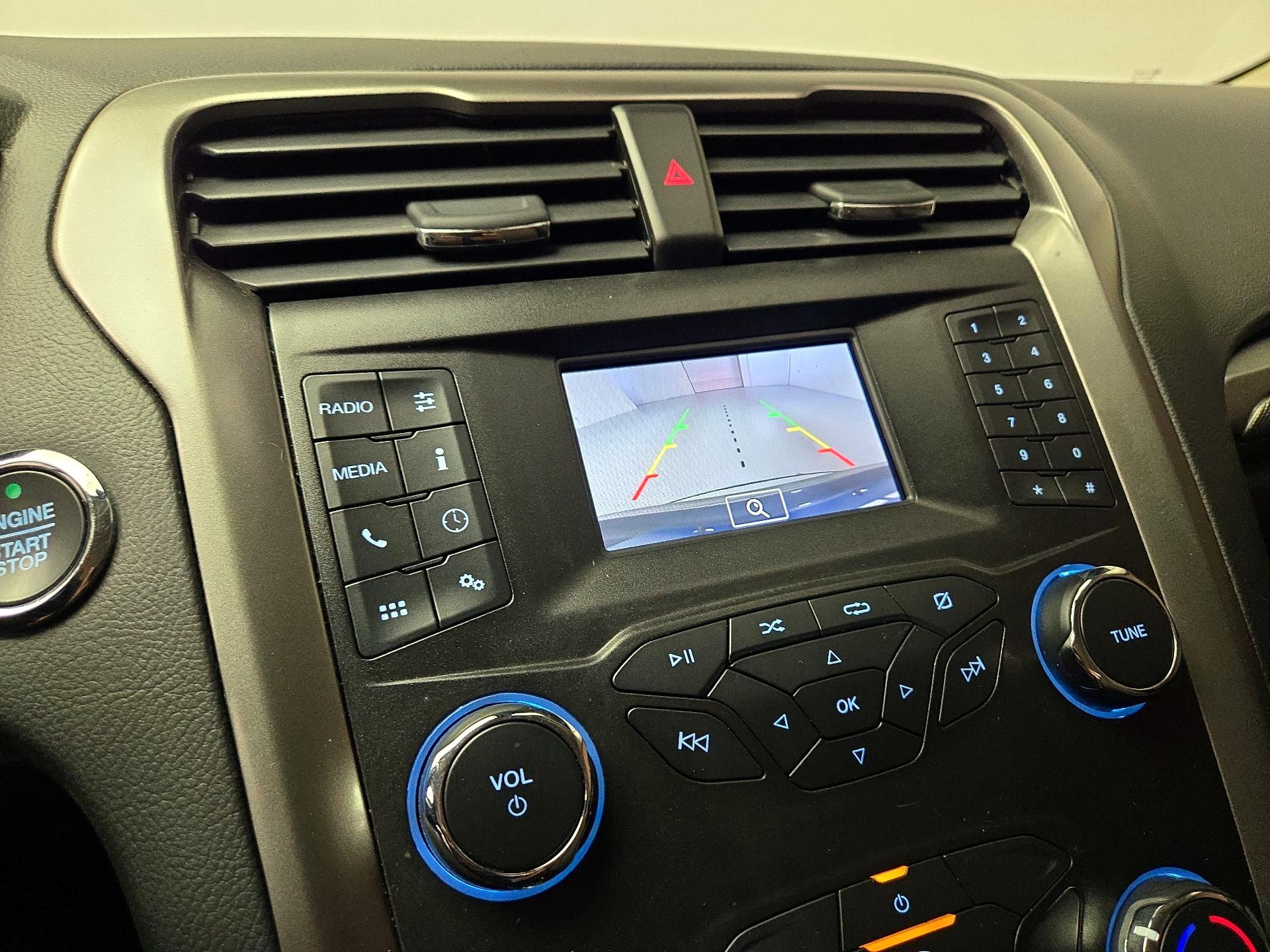 Thumbnail: 2020 Ford Fusion - 14