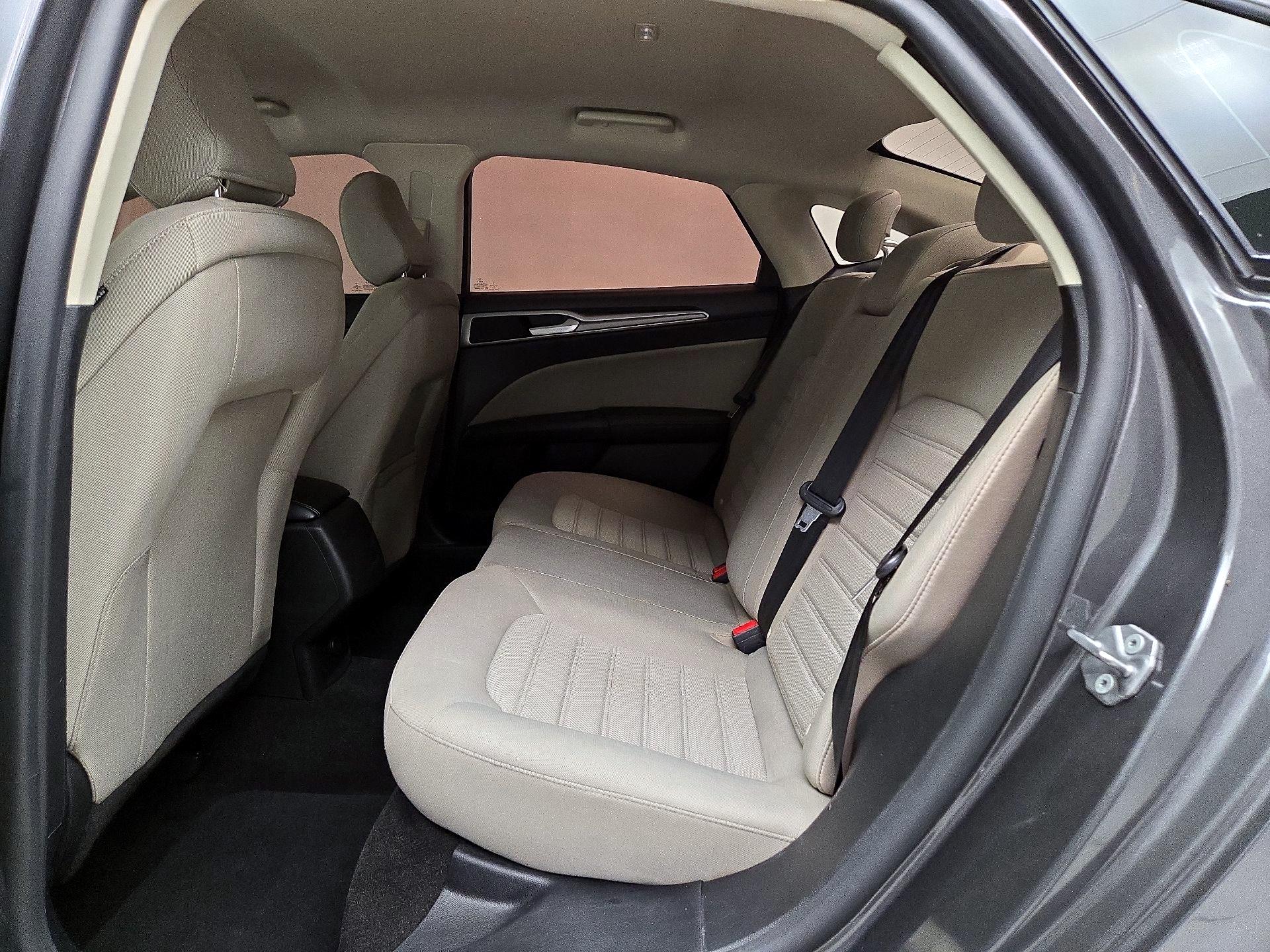 Thumbnail: 2020 Ford Fusion - 19