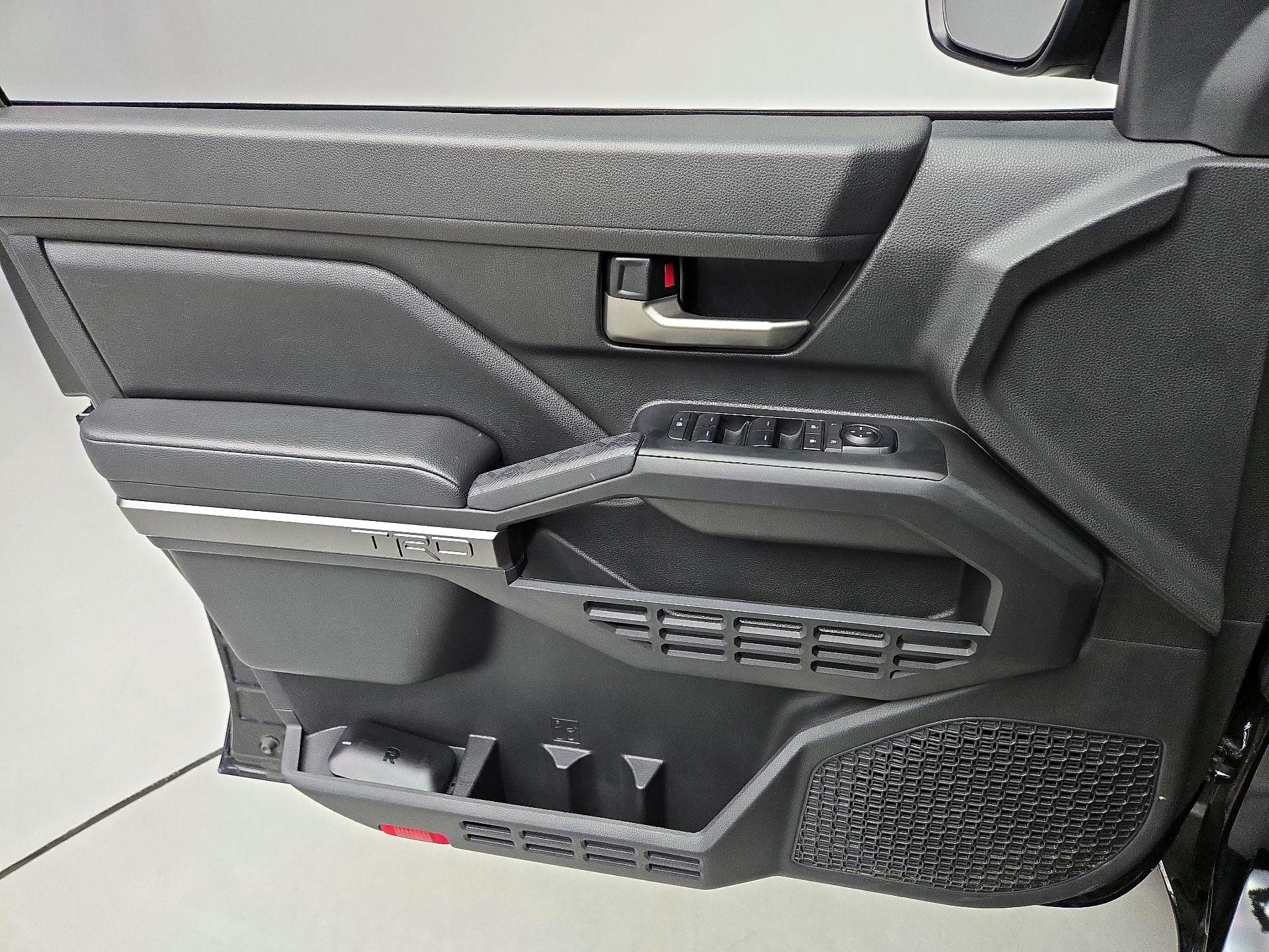 Thumbnail: 2025 Toyota Tacoma - 12