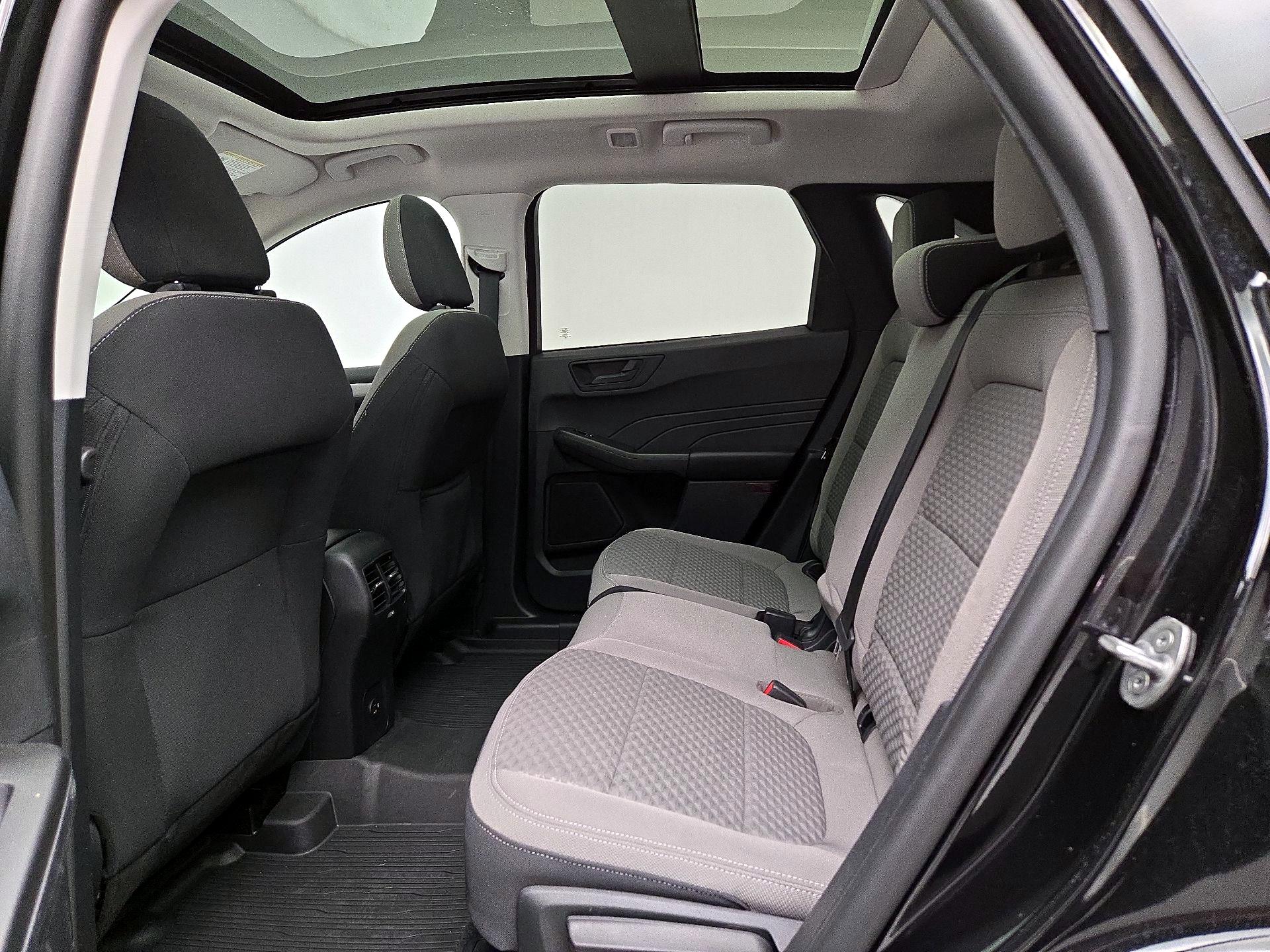 Thumbnail: 2022 Ford Escape - 20