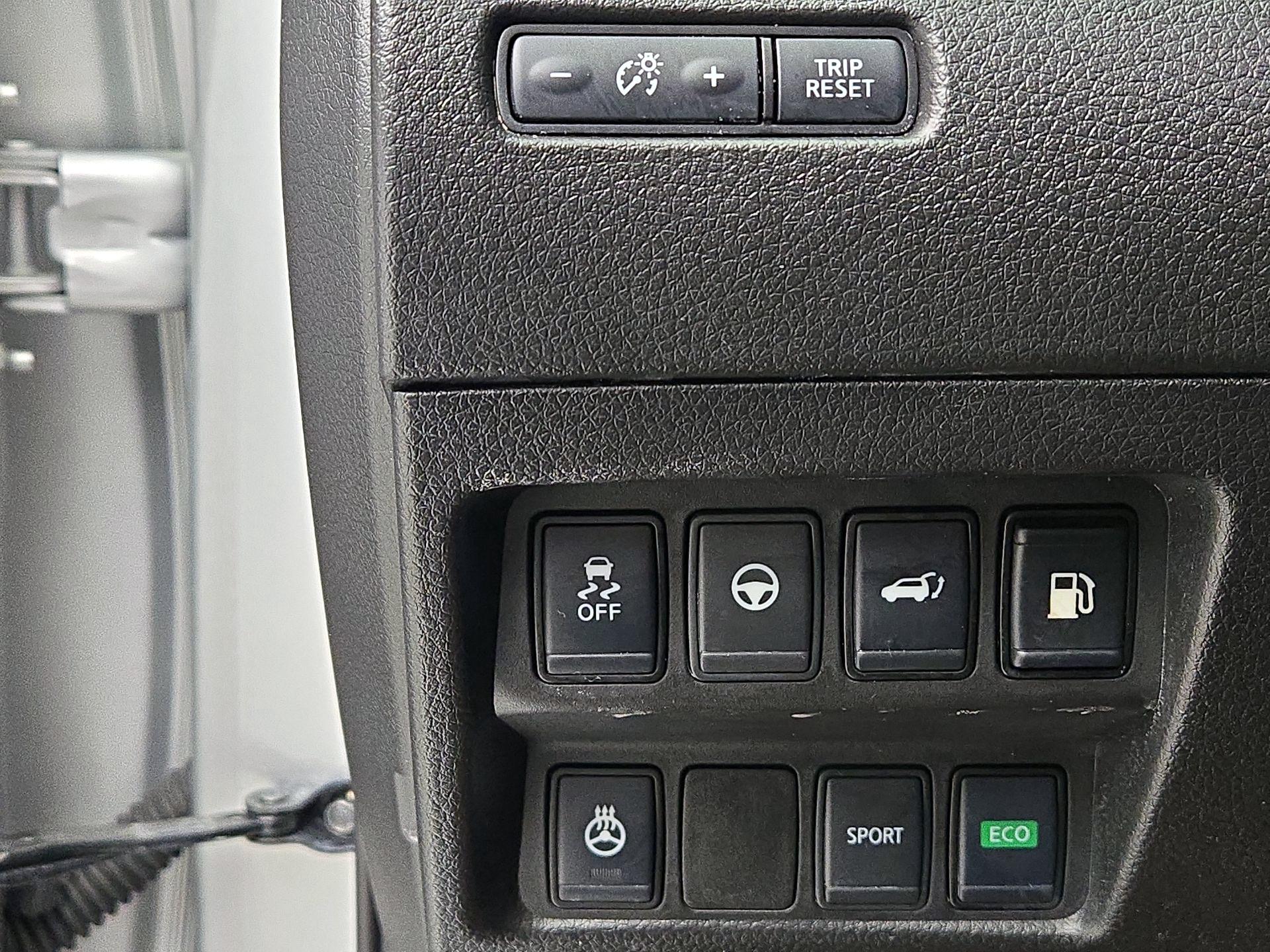 Thumbnail: 2020 Nissan Rogue - 13