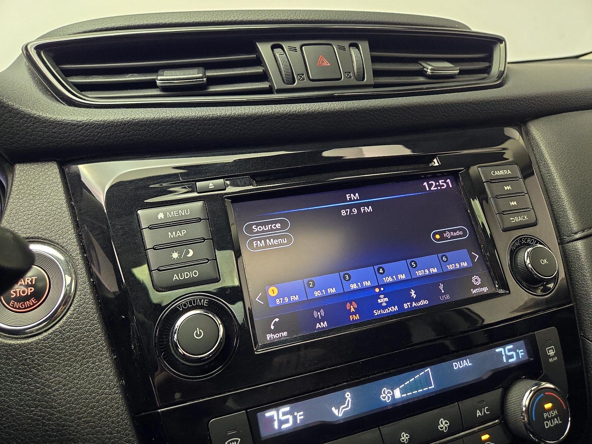 Thumbnail: 2020 Nissan Rogue - 16