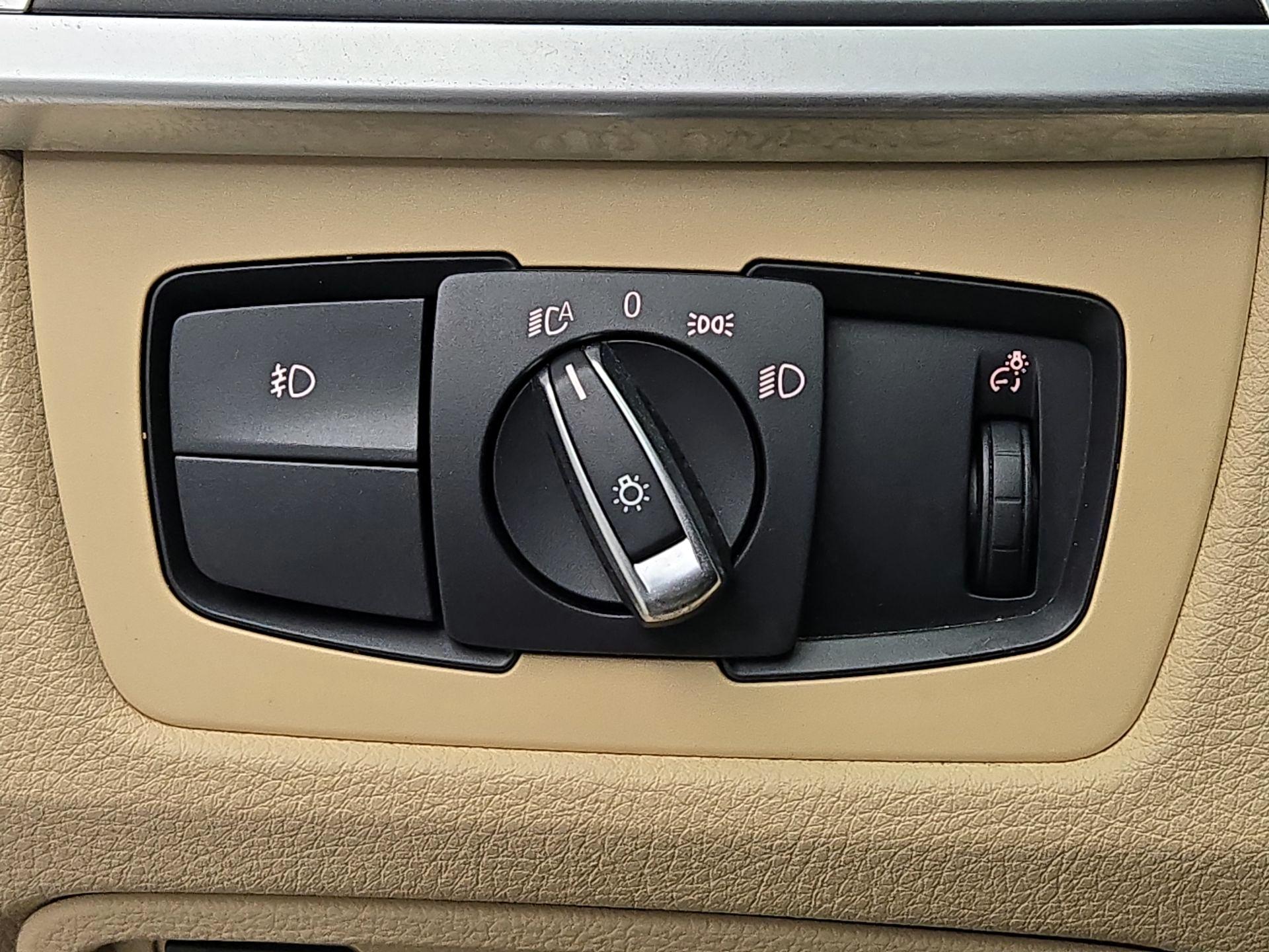 Thumbnail: 2017 BMW 3 Series - 13