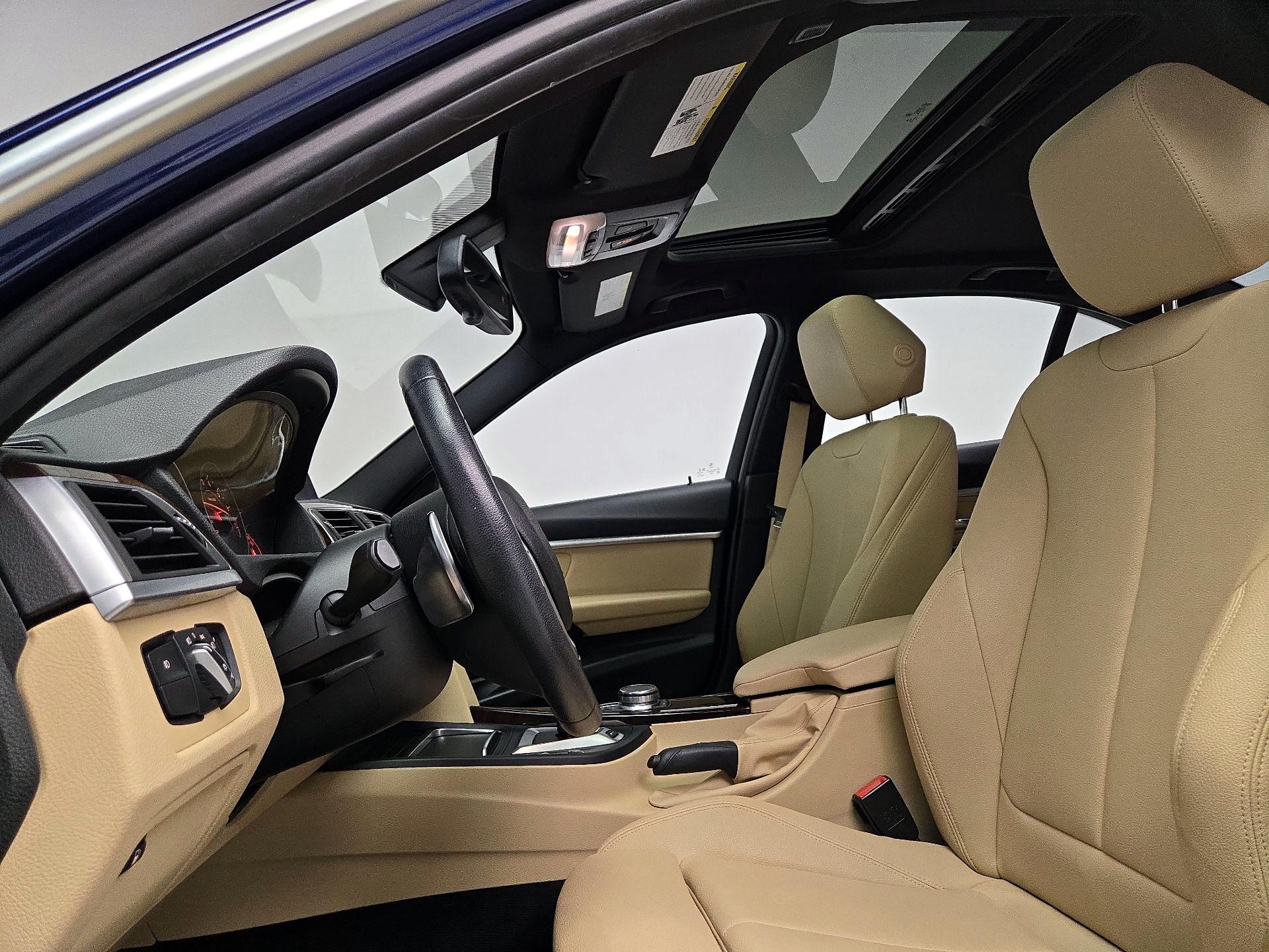 Thumbnail: 2017 BMW 3 Series - 20