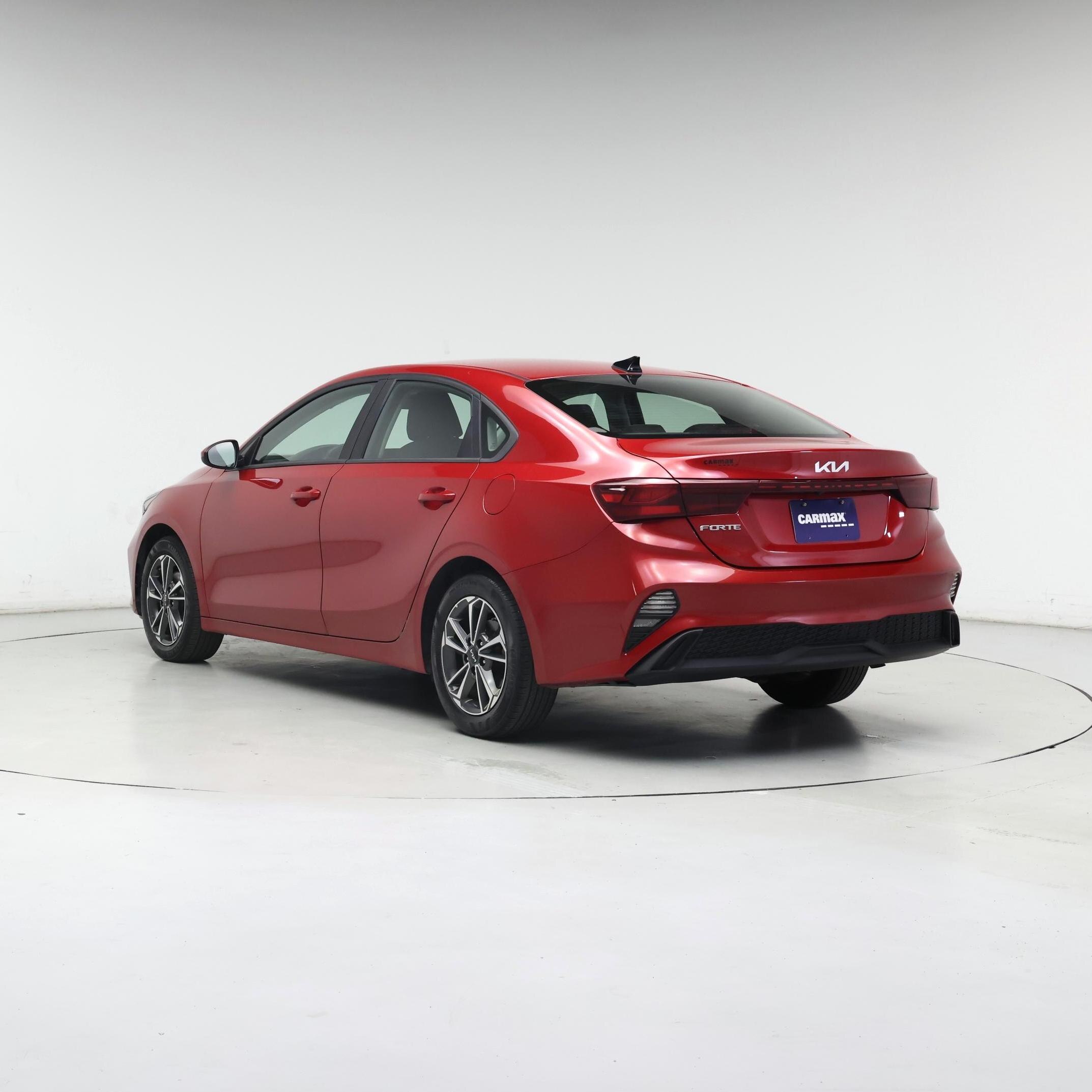 Thumbnail: 2023 Kia Forte - 2