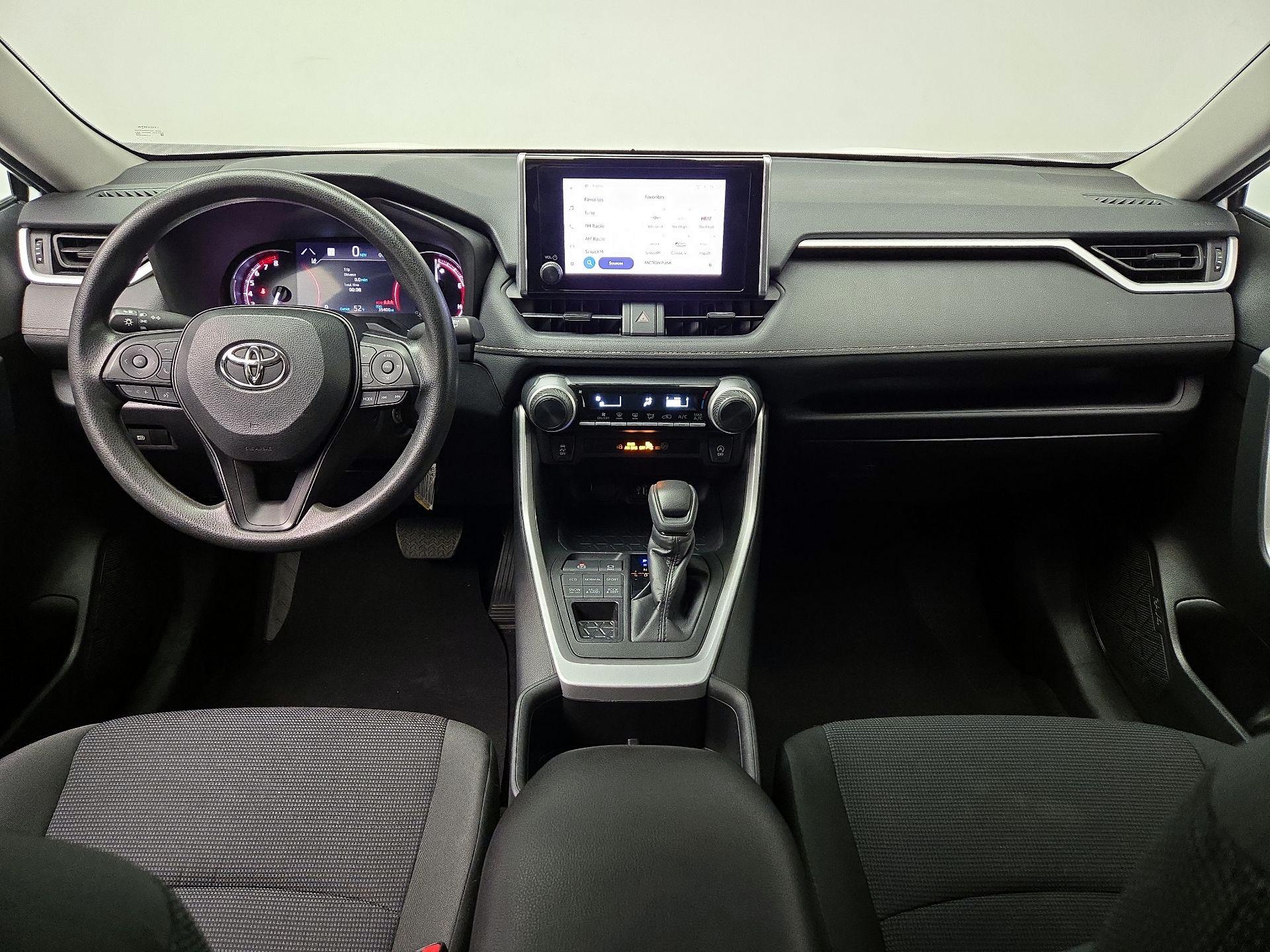 Thumbnail: 2024 Toyota RAV4 - 9