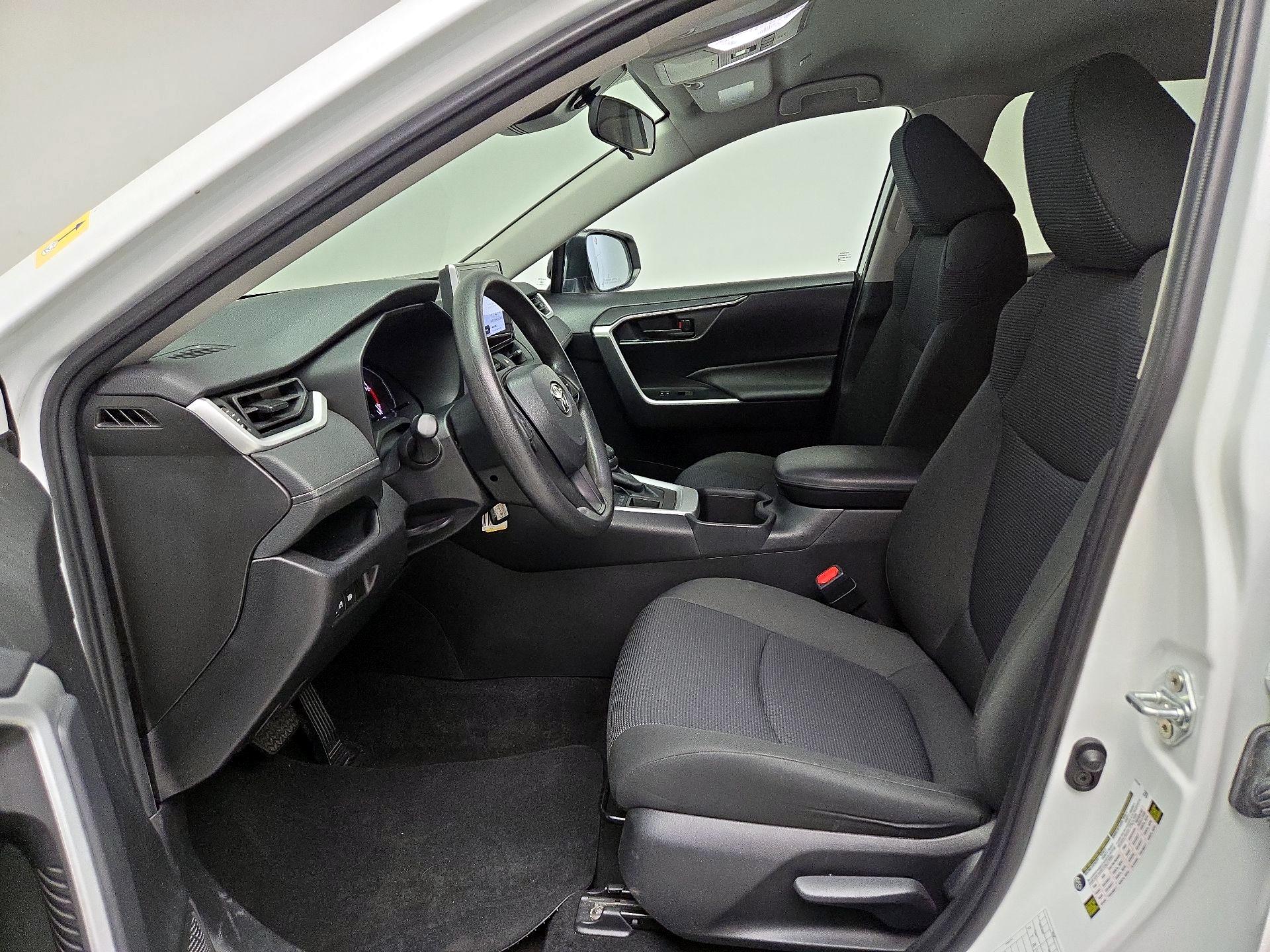 Thumbnail: 2024 Toyota RAV4 - 11