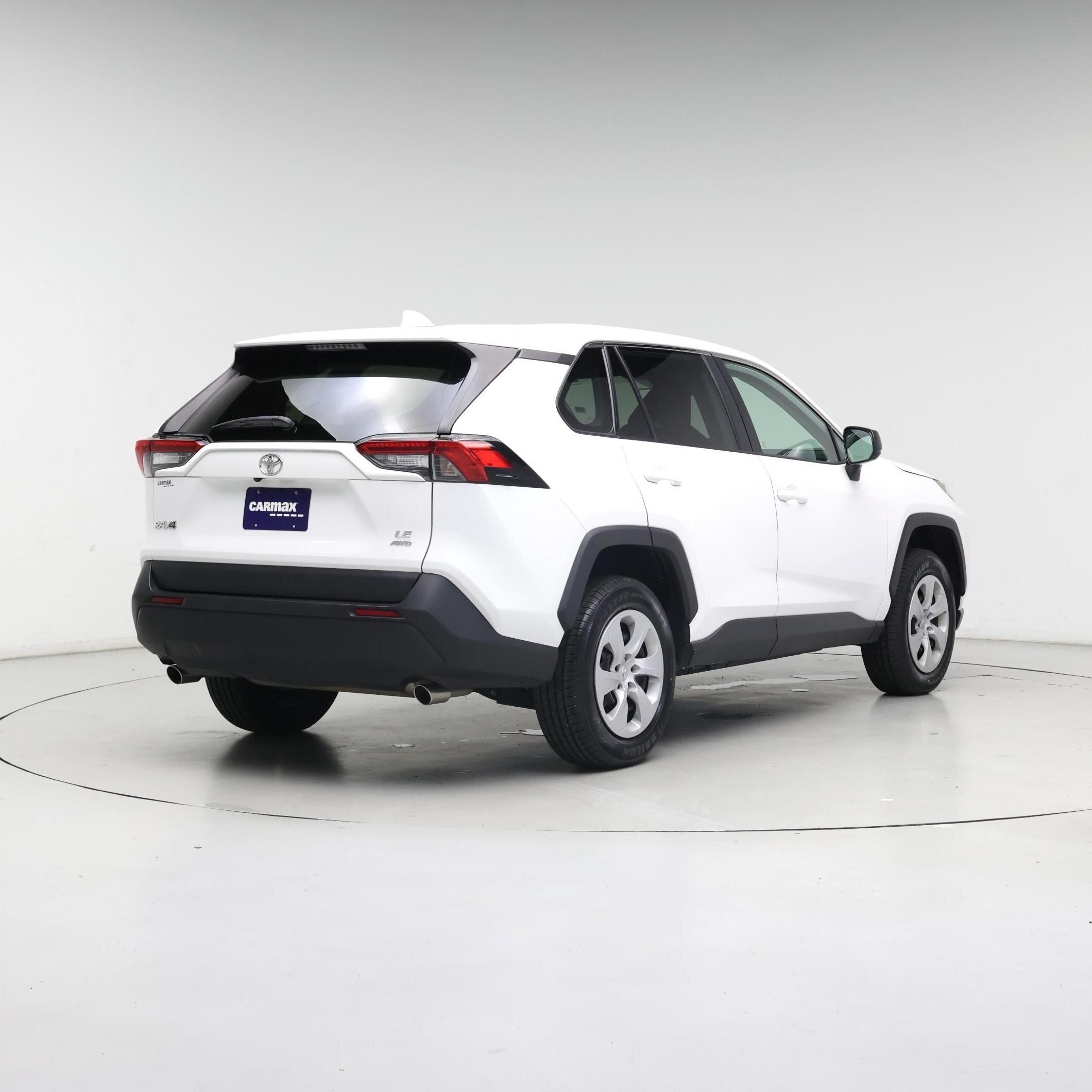 Thumbnail: 2024 Toyota RAV4 - 8