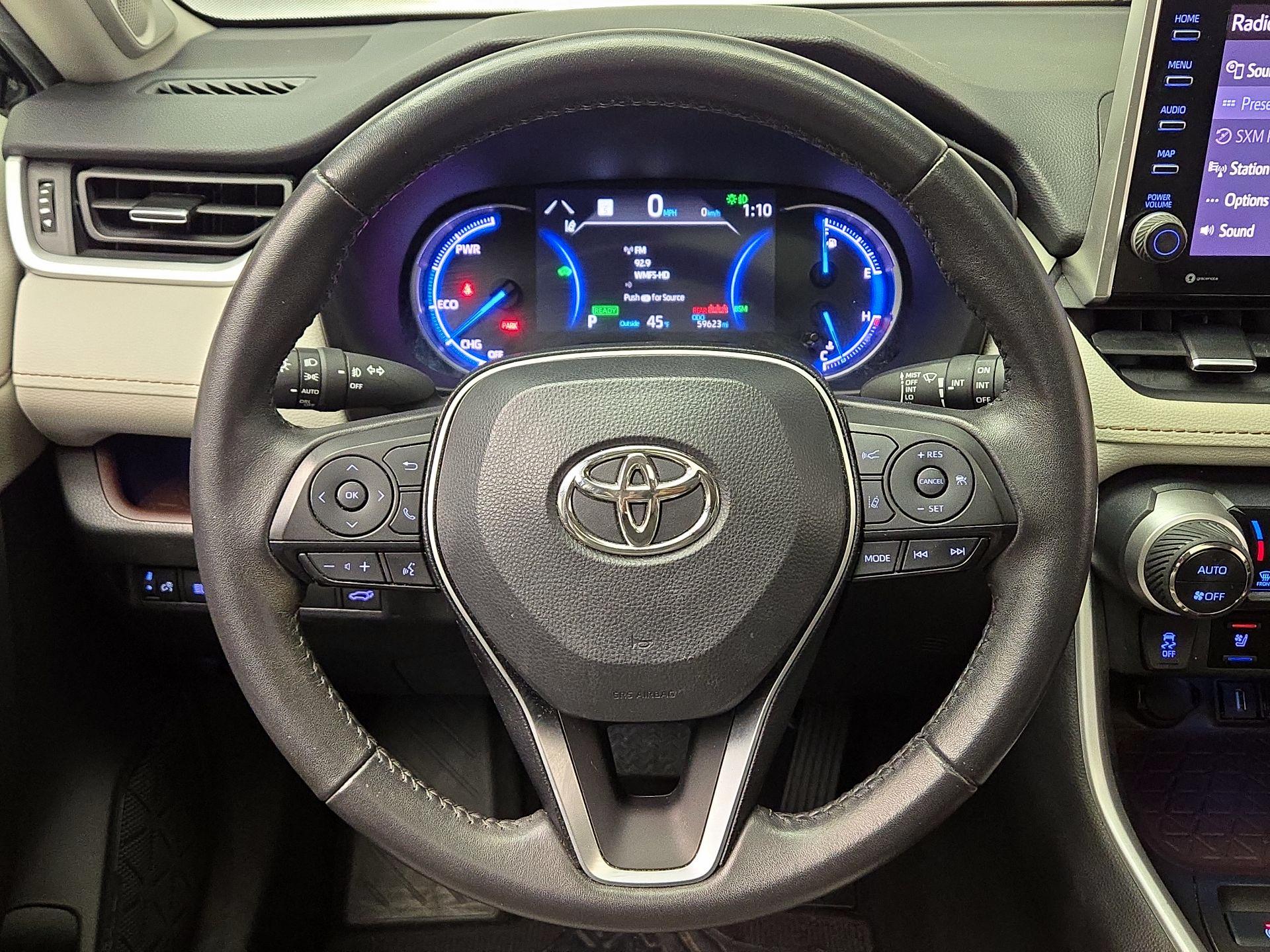 Thumbnail: 2022 Toyota RAV4 - 10