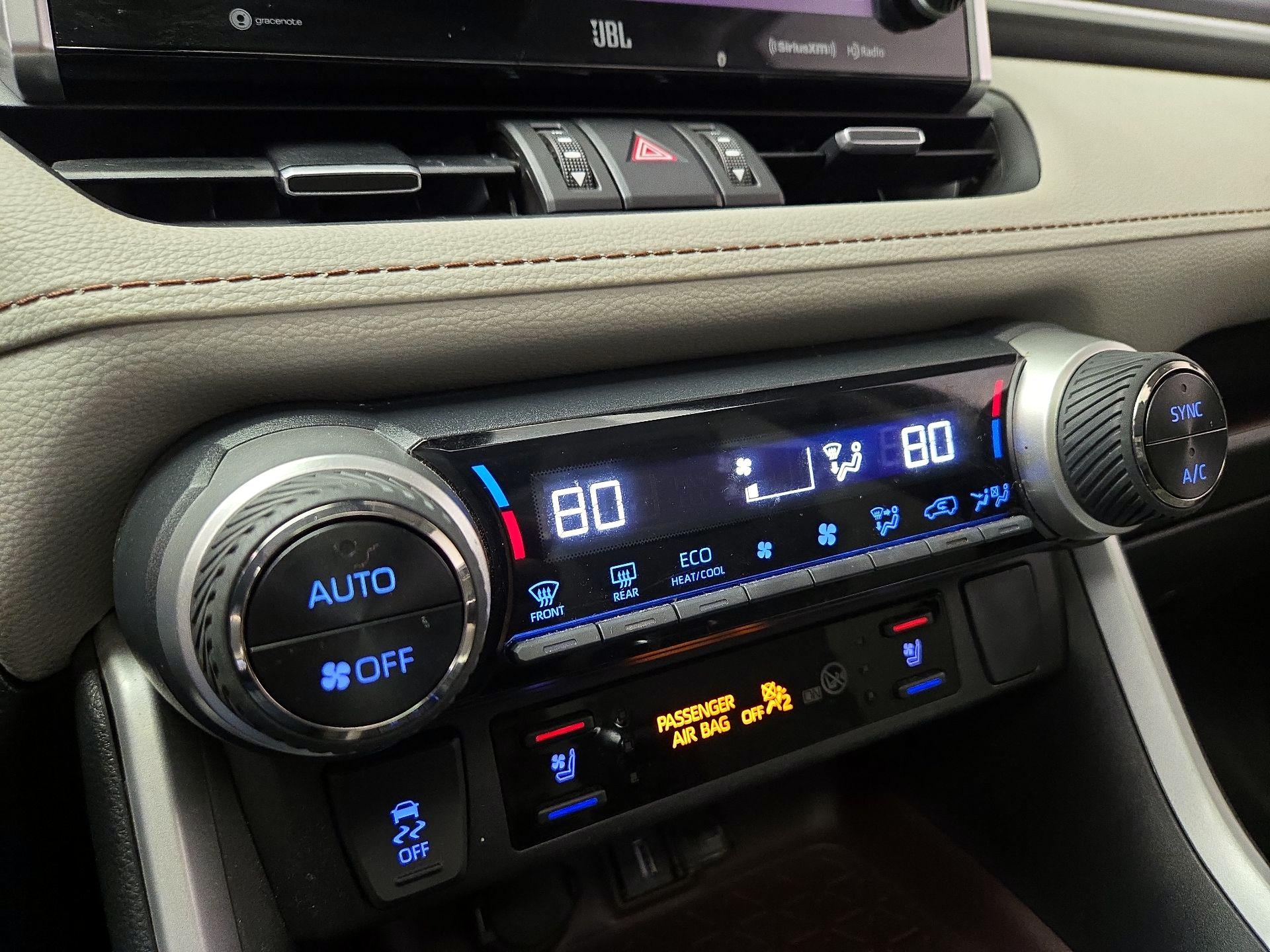 Thumbnail: 2022 Toyota RAV4 - 16