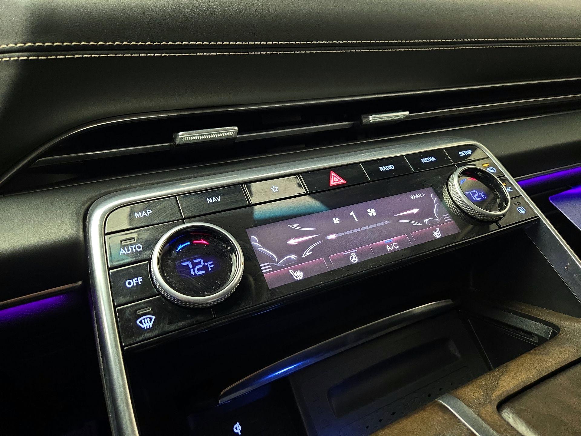 Thumbnail: 2024 Genesis GV80 - 17