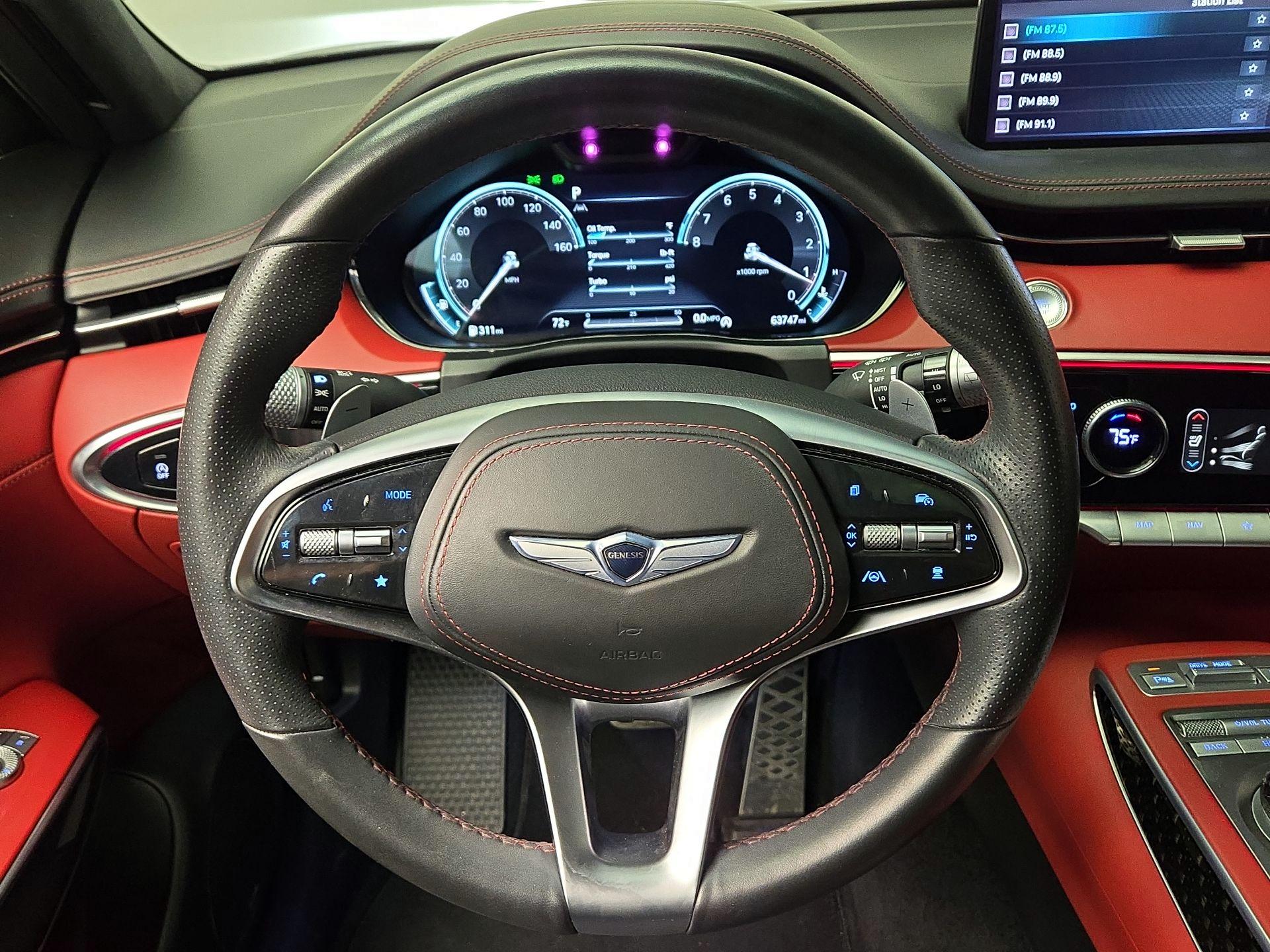 Thumbnail: 2022 Genesis GV70 - 10