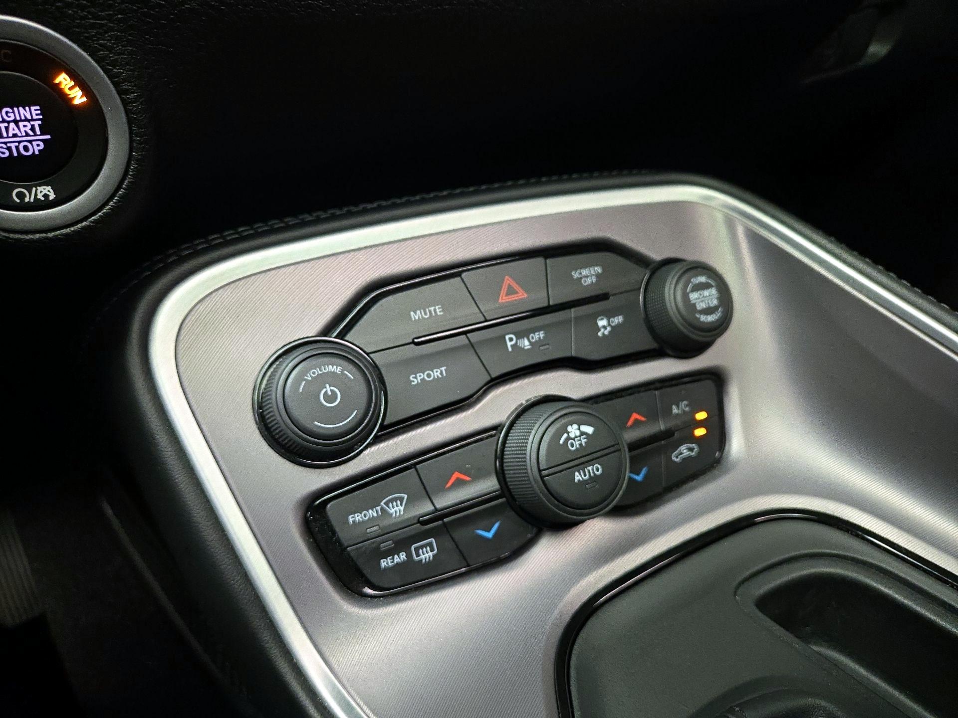 Thumbnail: 2022 Dodge Challenger - 16