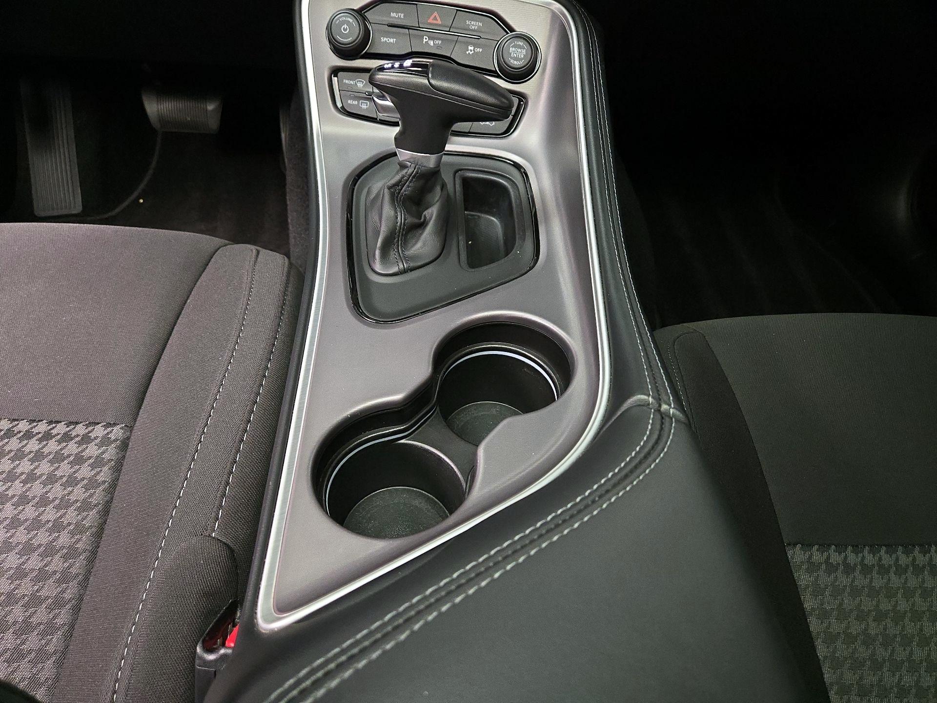 Thumbnail: 2022 Dodge Challenger - 17