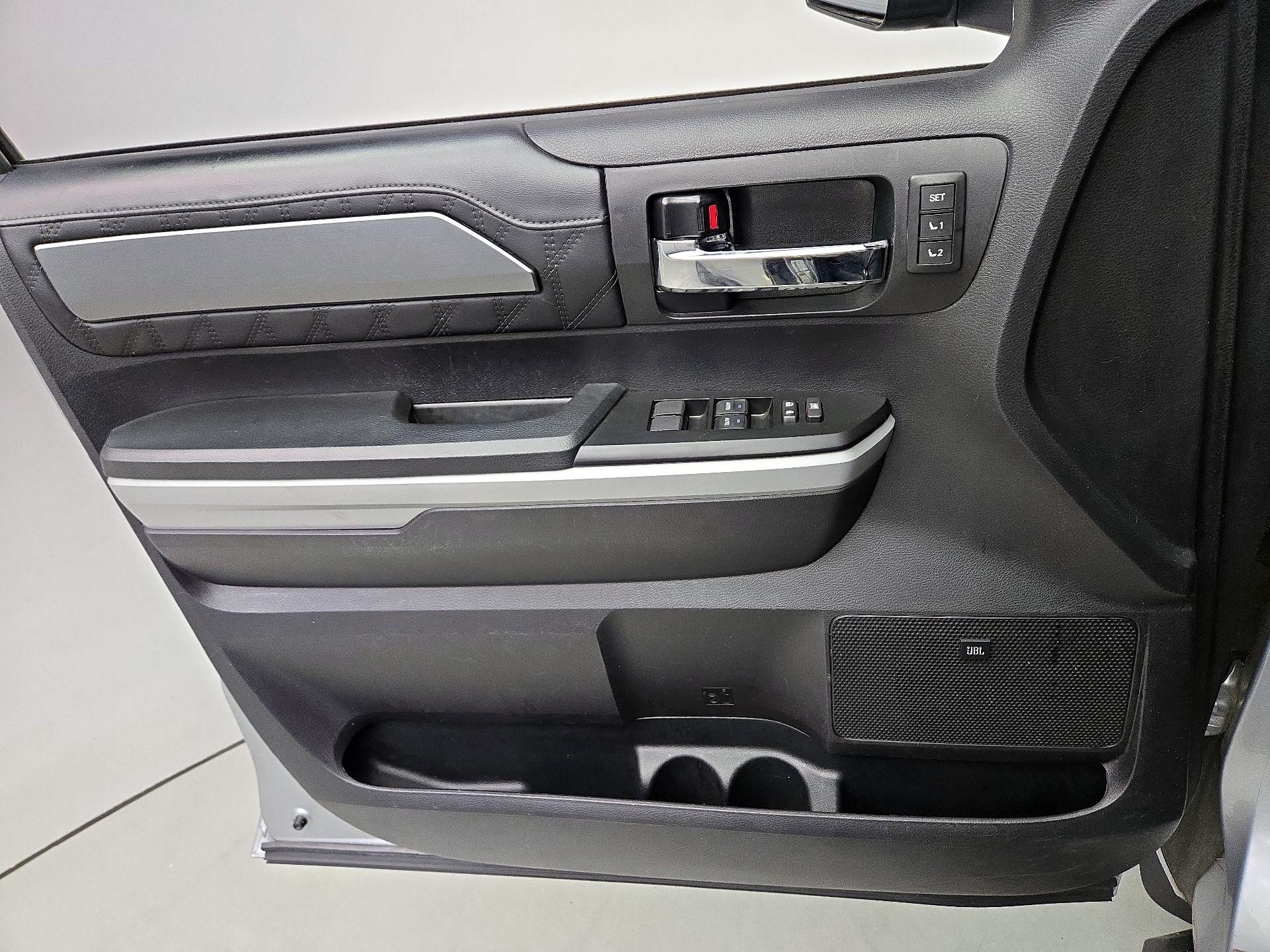 Thumbnail: 2019 Toyota Tundra - 12