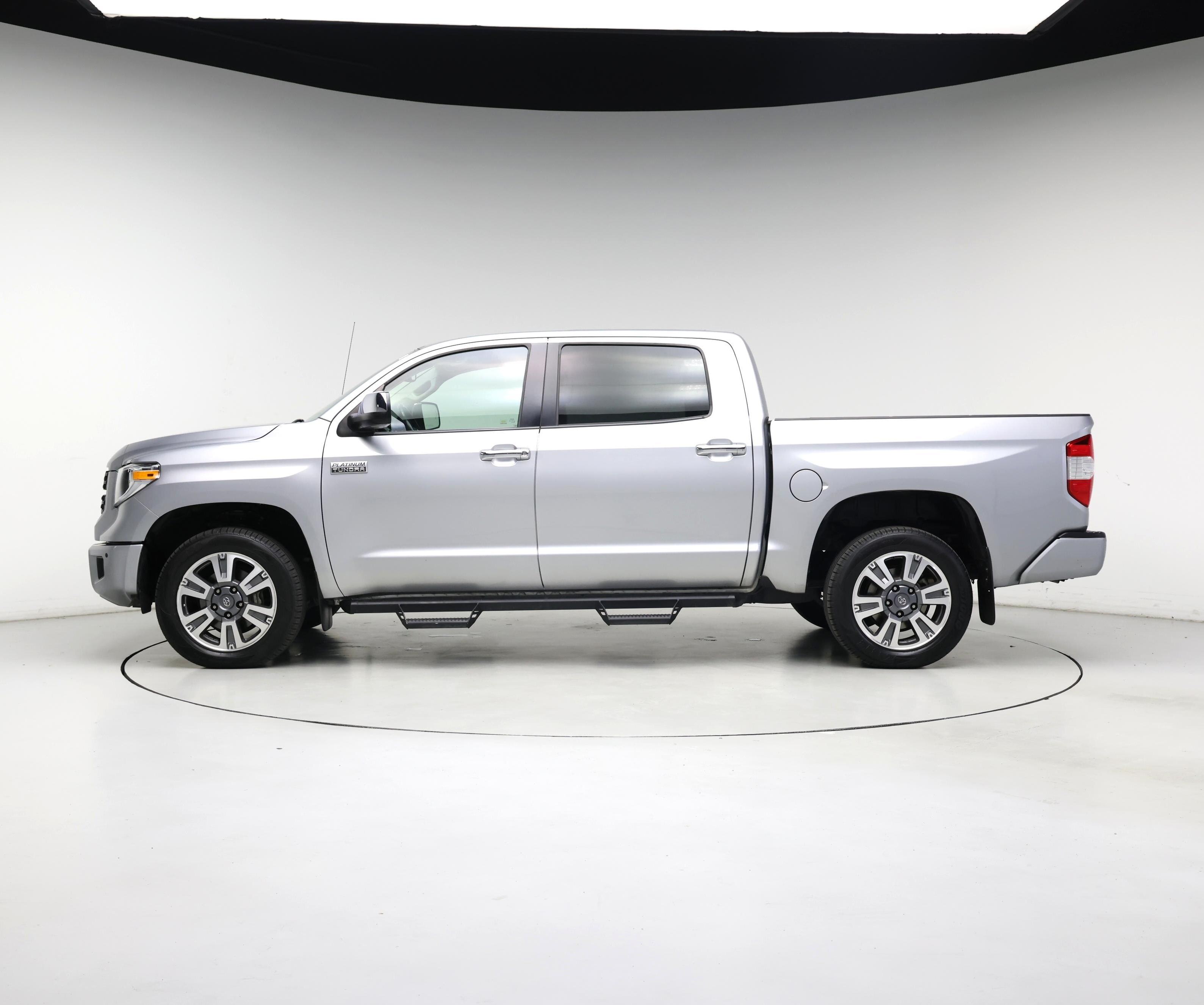 Thumbnail: 2019 Toyota Tundra - 3
