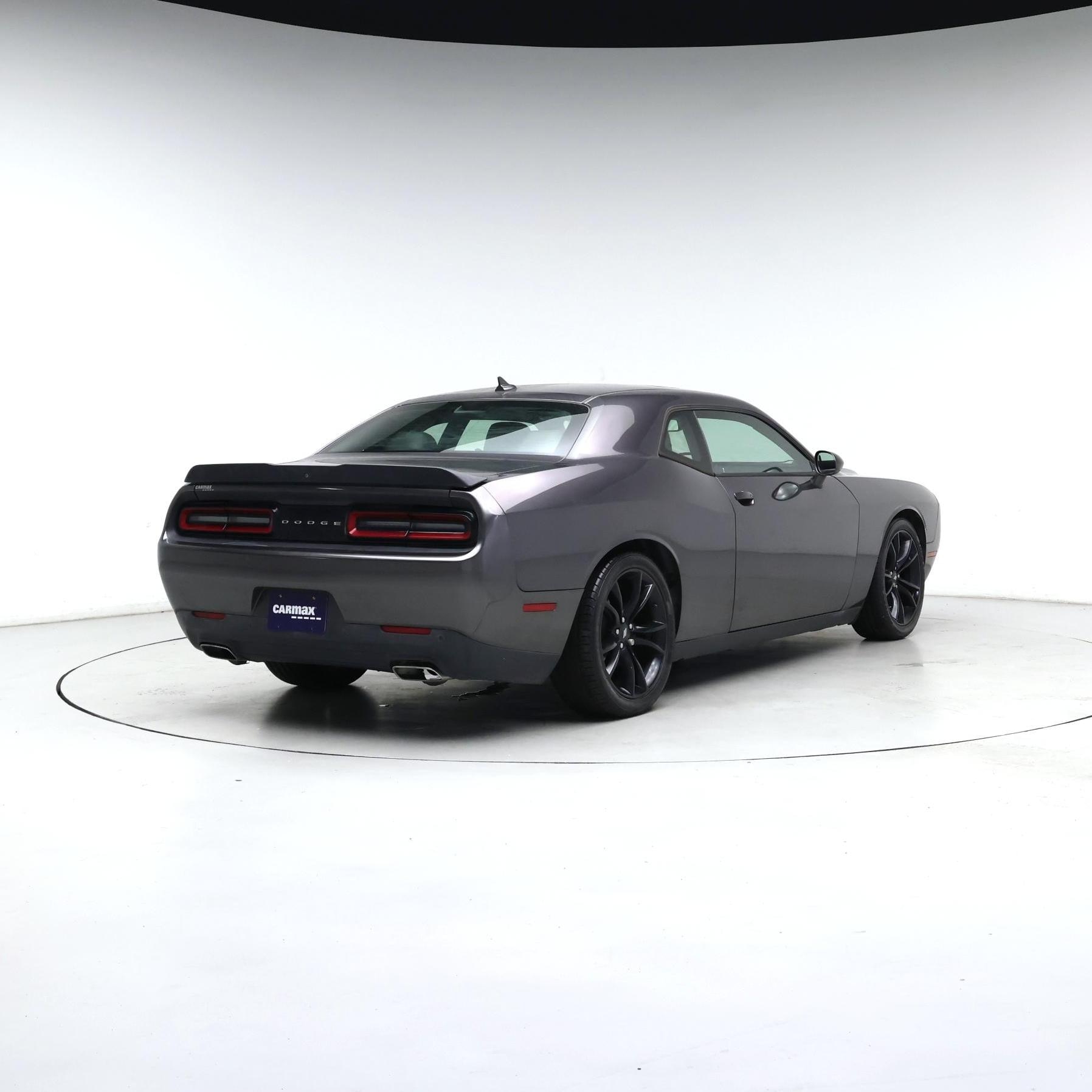Thumbnail: 2017 Dodge Challenger - 8