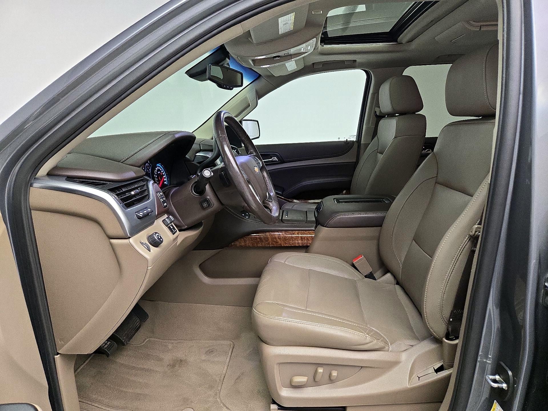 Thumbnail: 2020 Chevrolet Suburban - 11