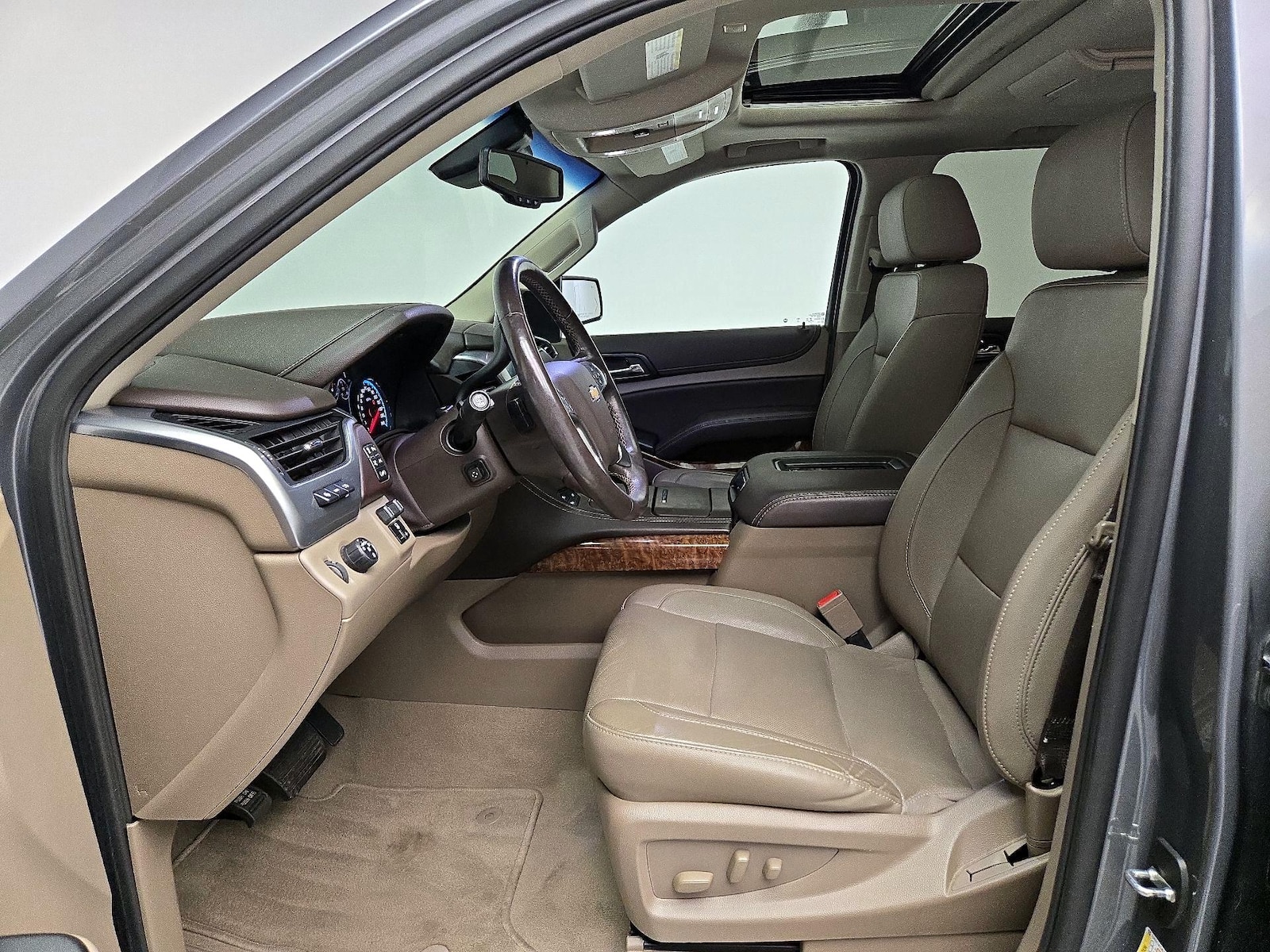 2020 Chevrolet Suburban Premier - Photo 12