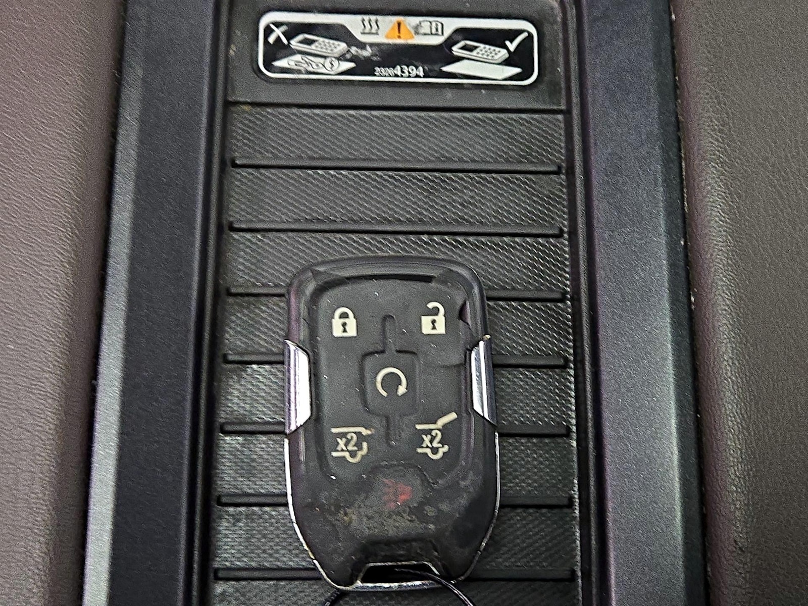 2020 Chevrolet Suburban Premier - Photo 29