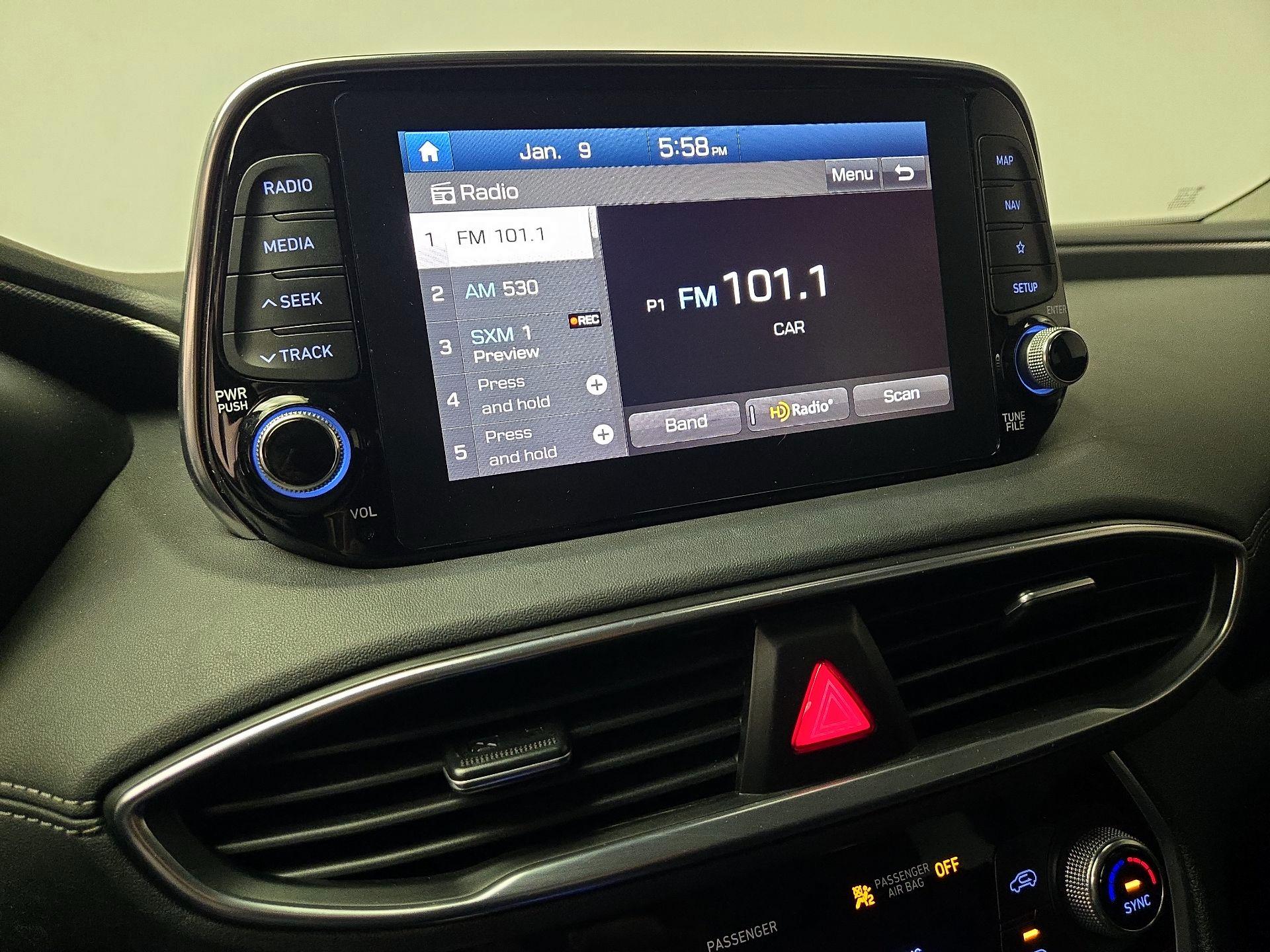 Thumbnail: 2019 Hyundai Santa Fe - 16