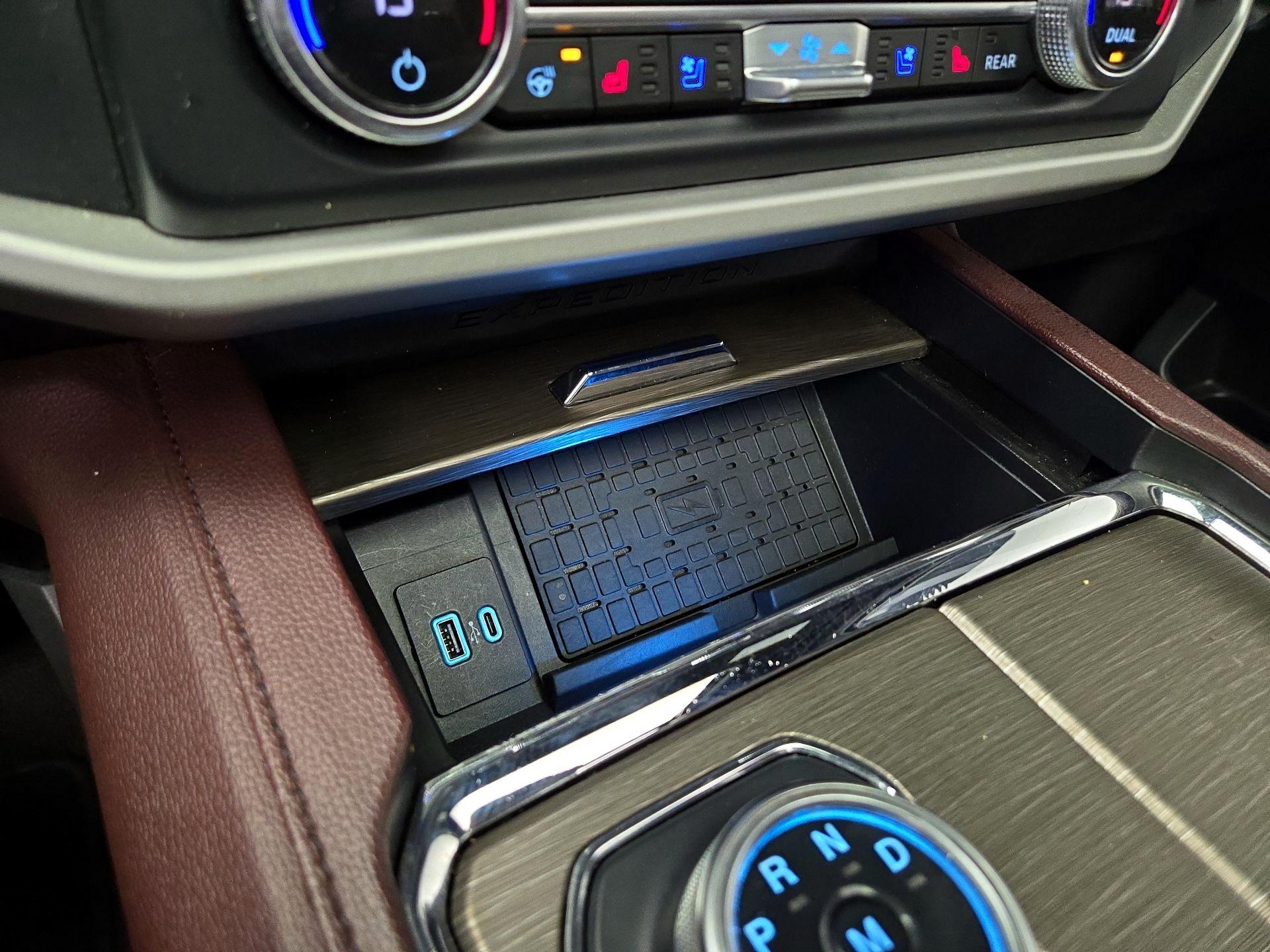 Thumbnail: 2024 Ford Expedition MAX - 19