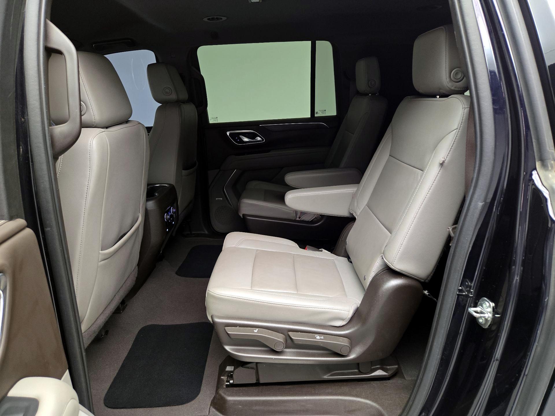 Thumbnail: 2023 Chevrolet Suburban - 20