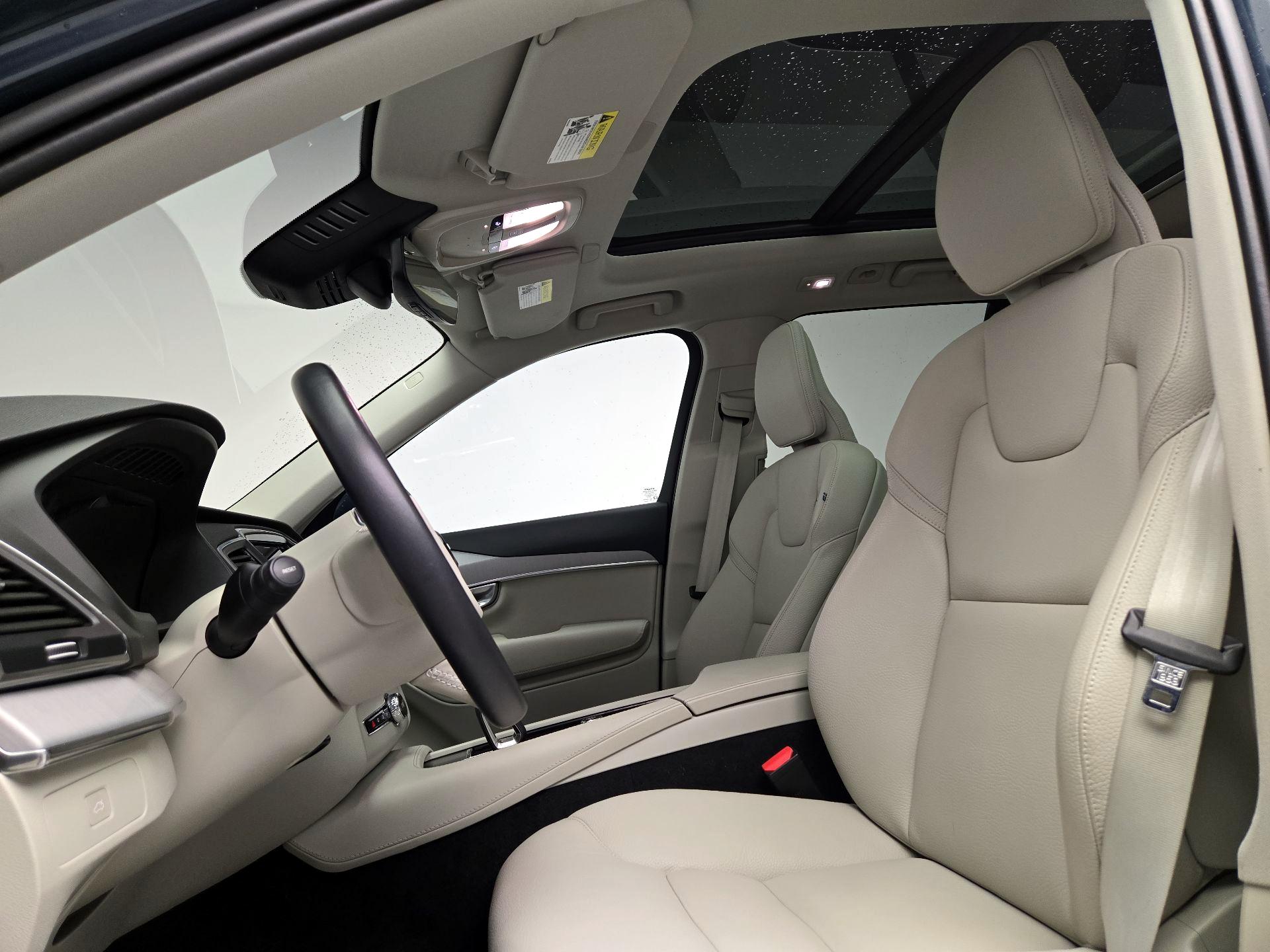 Thumbnail: 2024 Volvo XC90 - 20