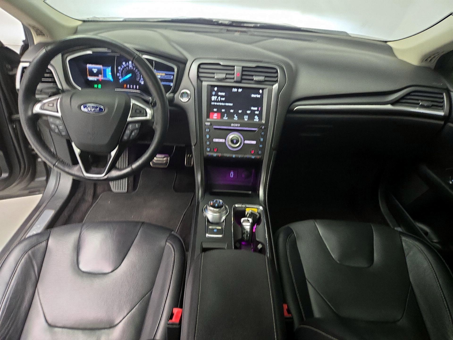 Thumbnail: 2017 Ford Fusion - 9