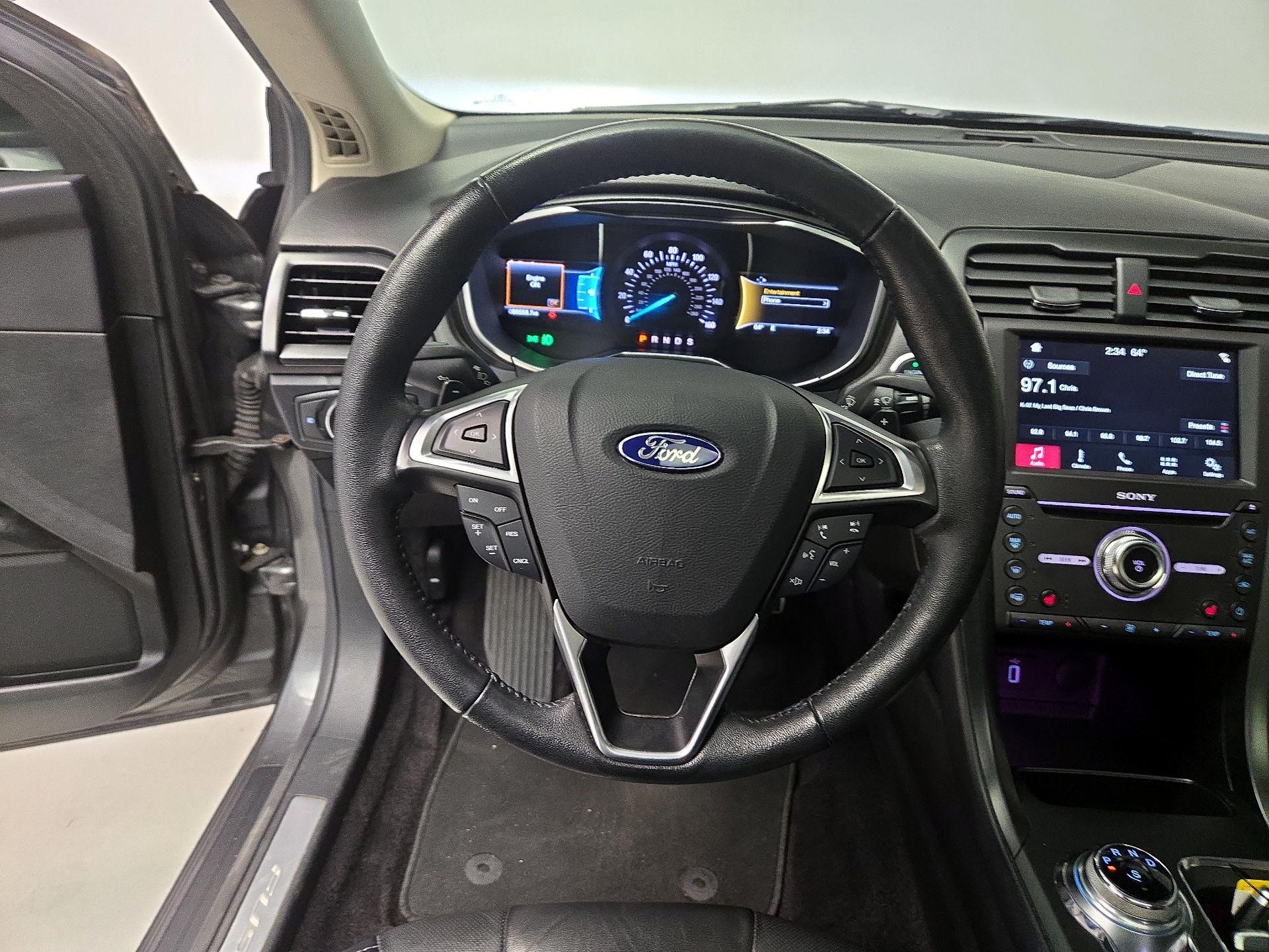 Thumbnail: 2017 Ford Fusion - 10