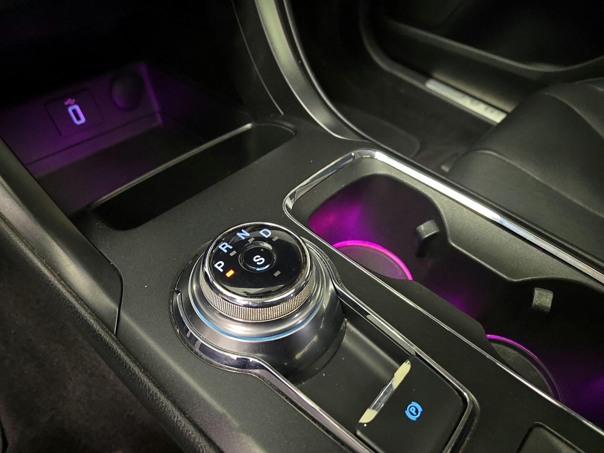 Thumbnail: 2017 Ford Fusion - 17