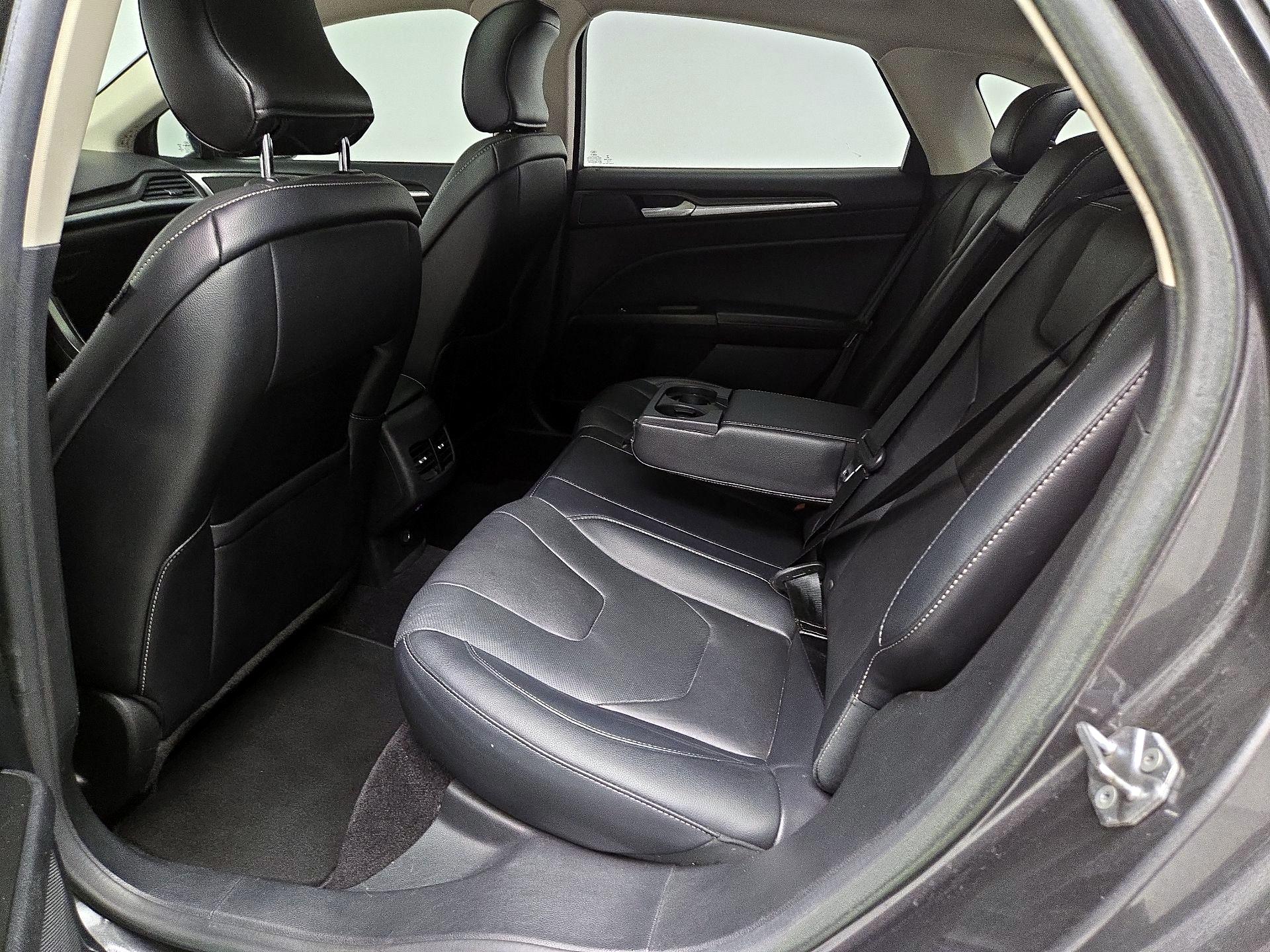 Thumbnail: 2017 Ford Fusion - 20