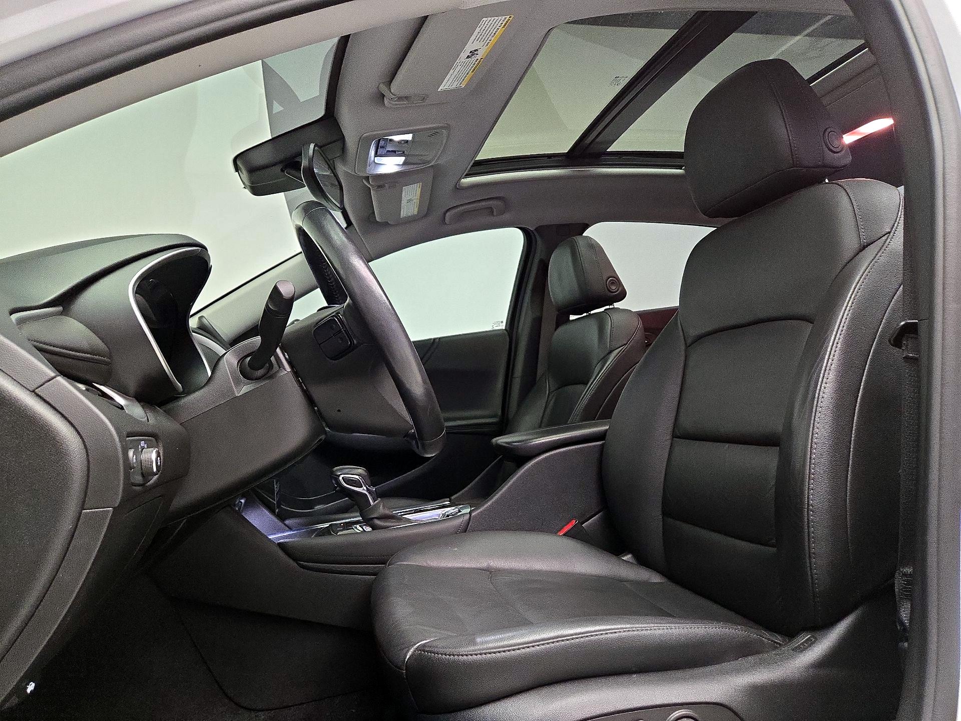 Thumbnail: 2022 Chevrolet Malibu - 19