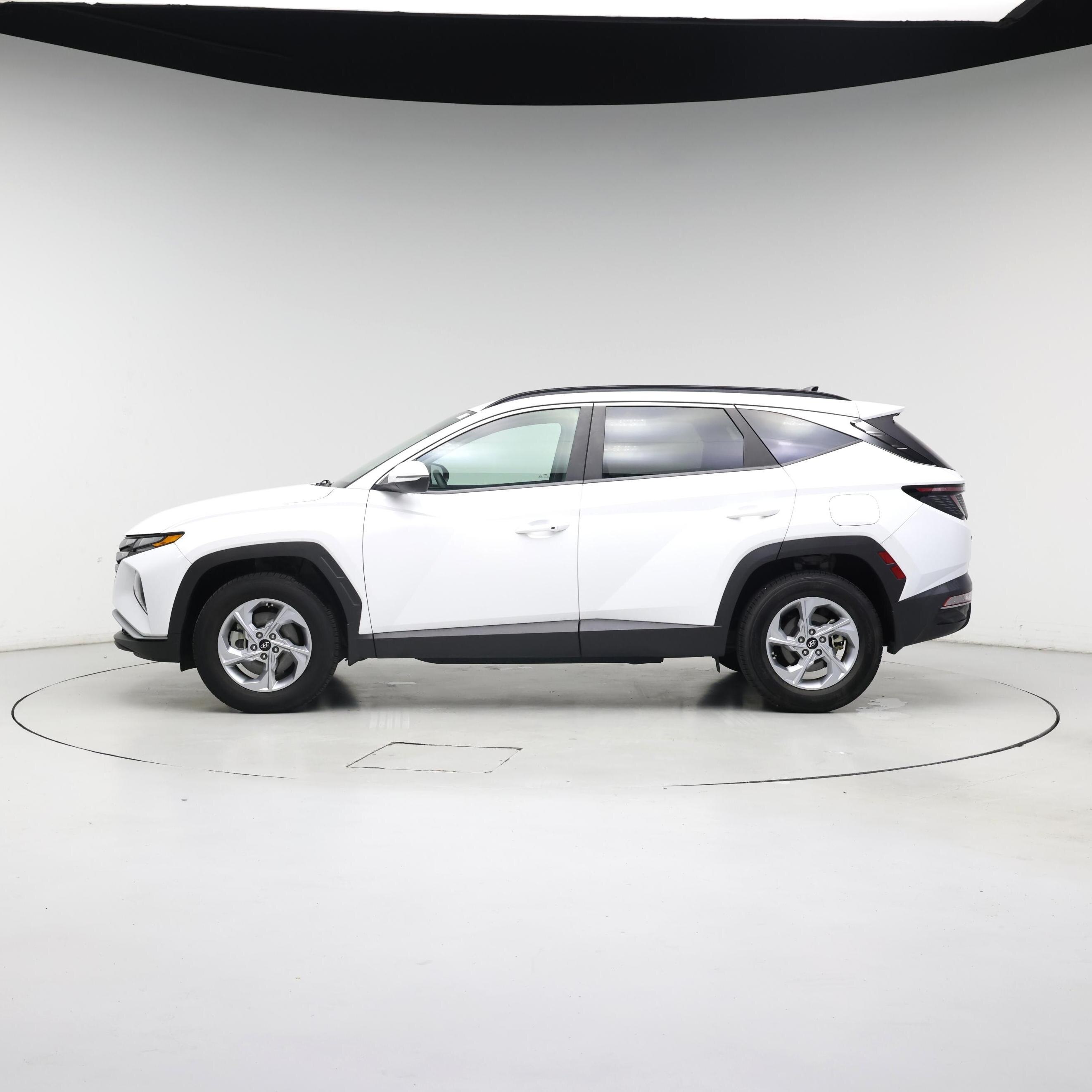 Thumbnail: 2022 Hyundai Tucson - 3