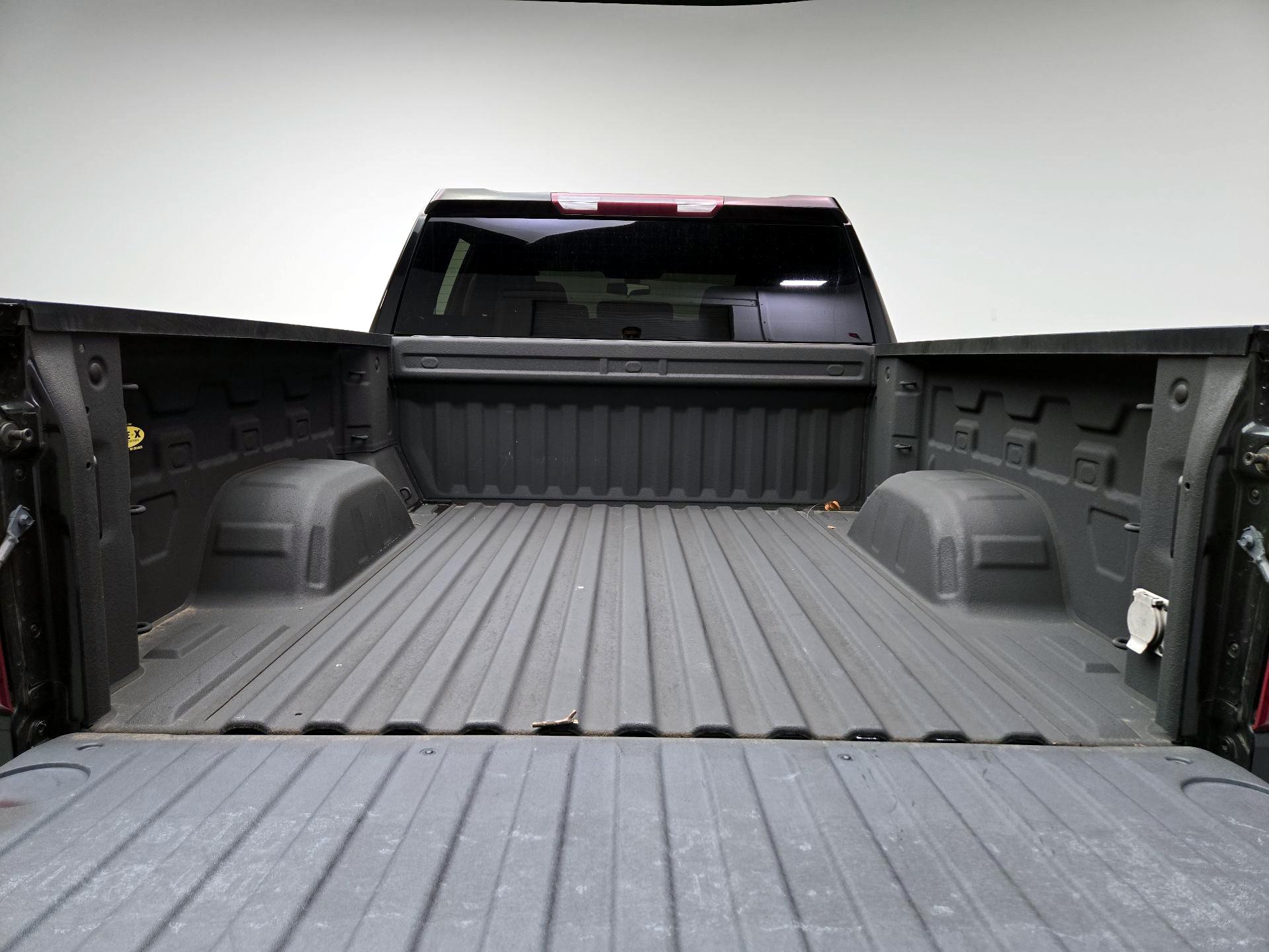 Thumbnail: 2021 Chevrolet Silverado 1500 - 20