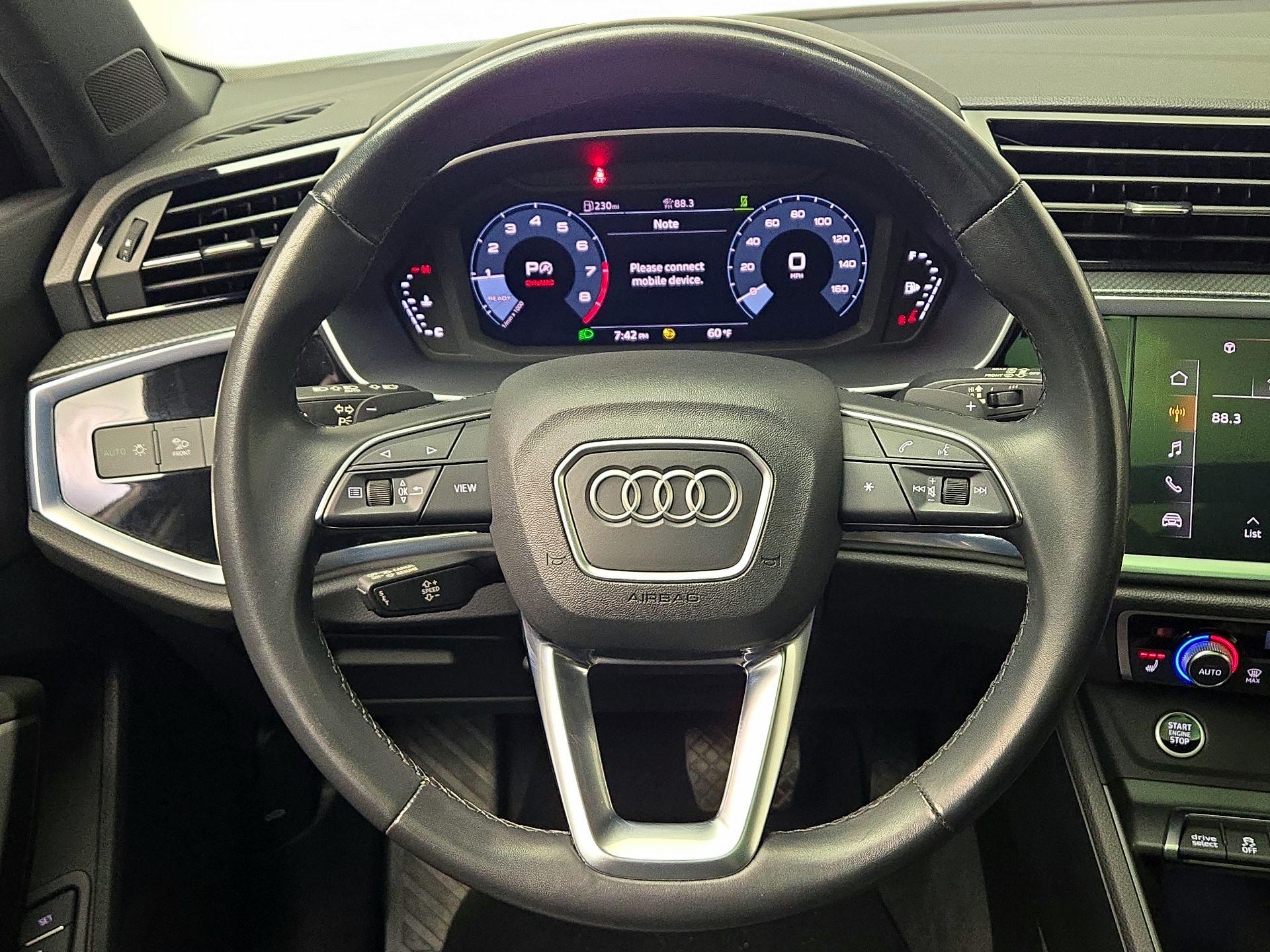 Thumbnail: 2023 Audi Q3 - 10