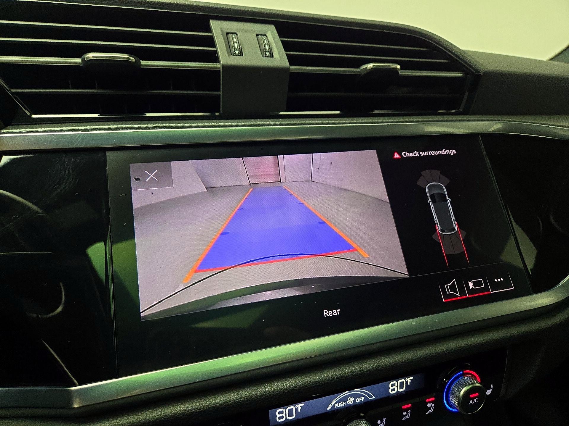 Thumbnail: 2023 Audi Q3 - 14