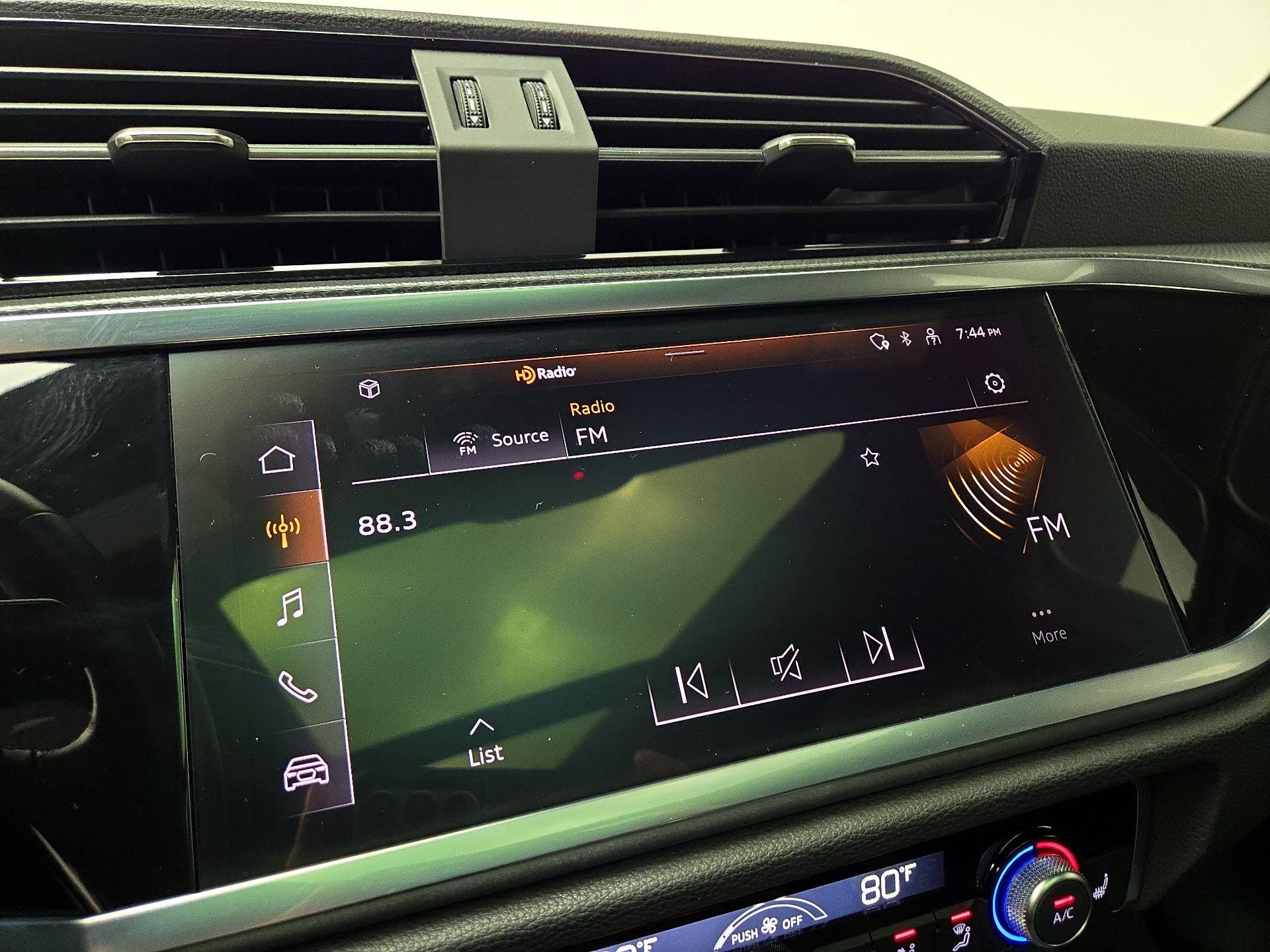 Thumbnail: 2023 Audi Q3 - 15