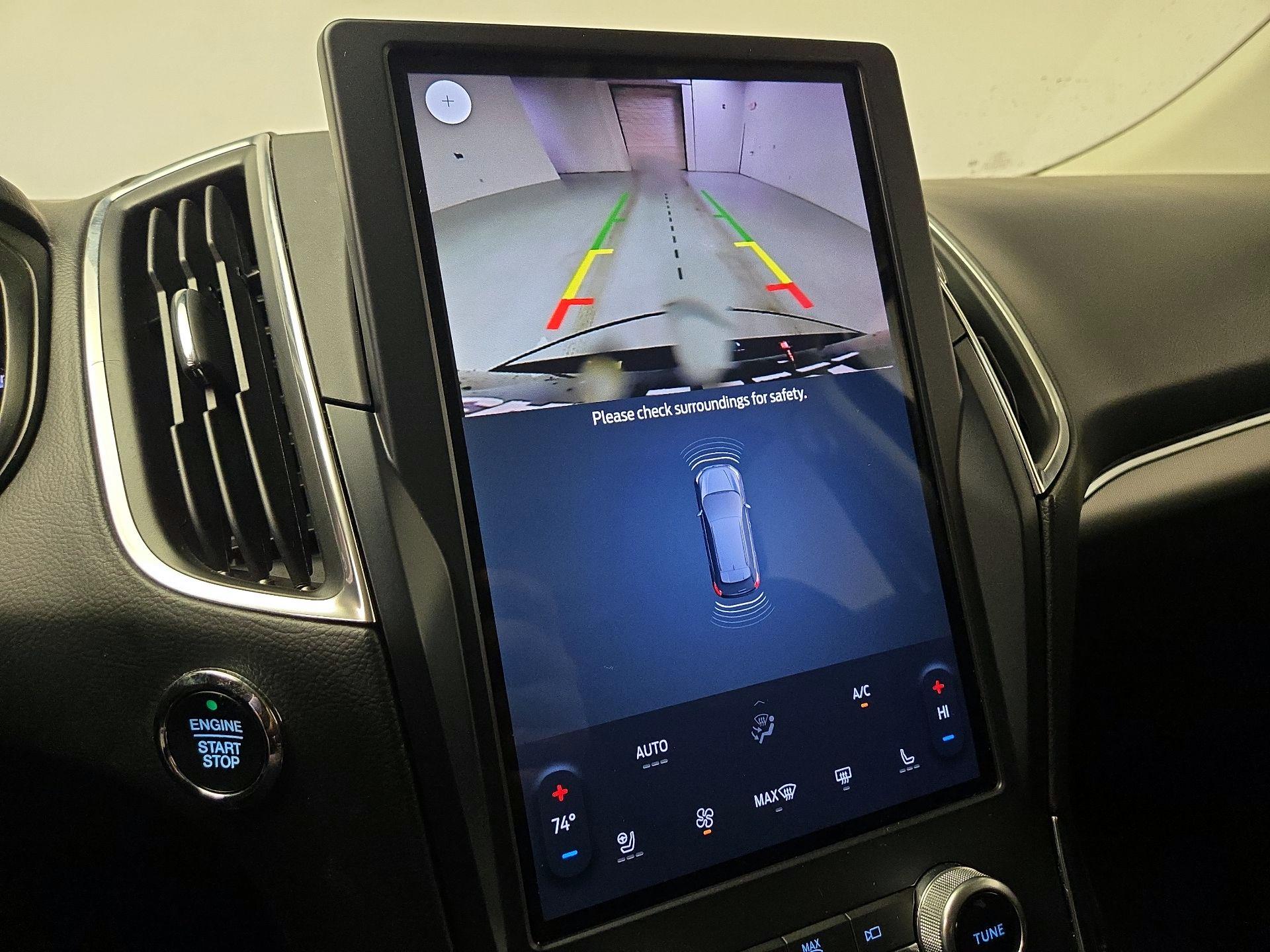 Thumbnail: 2023 Ford Edge - 14