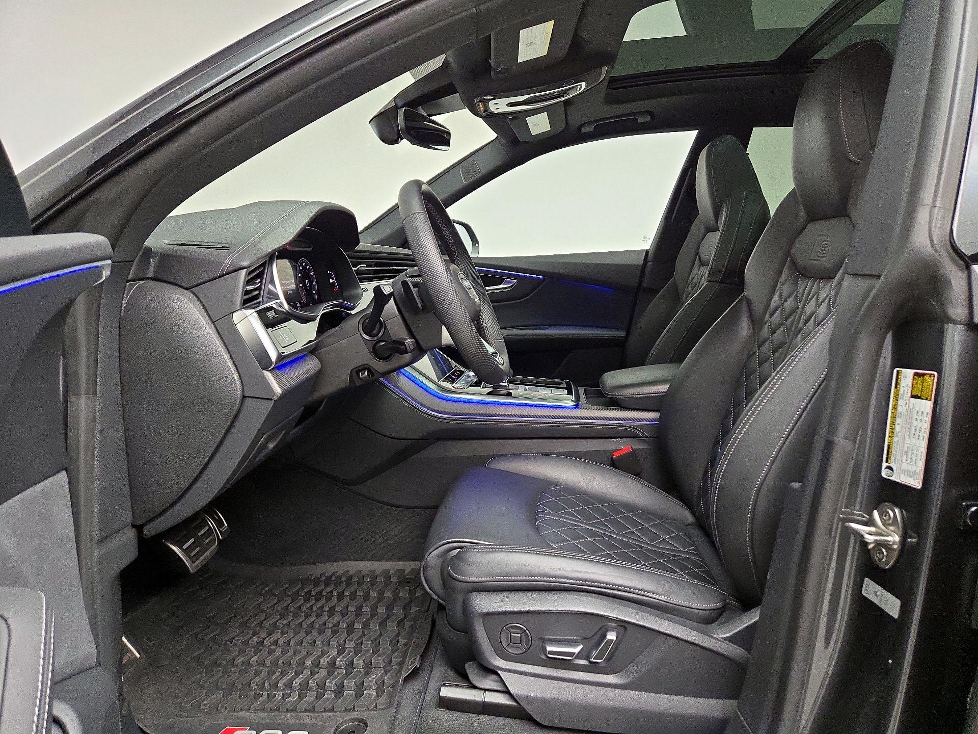 Thumbnail: 2025 Audi SQ8 - 11