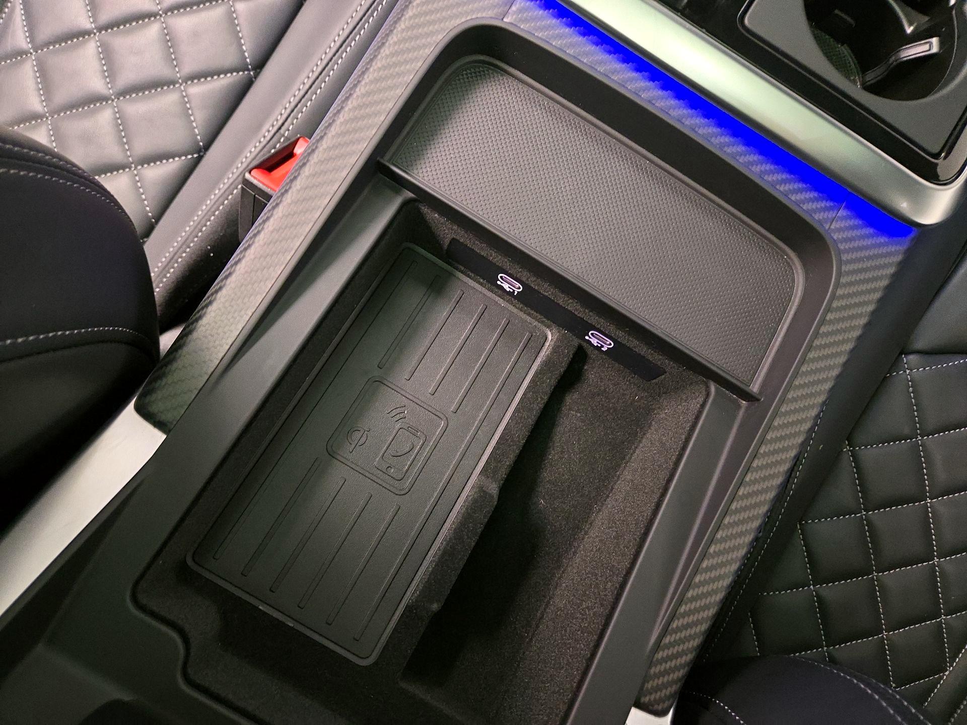 Thumbnail: 2025 Audi SQ8 - 19